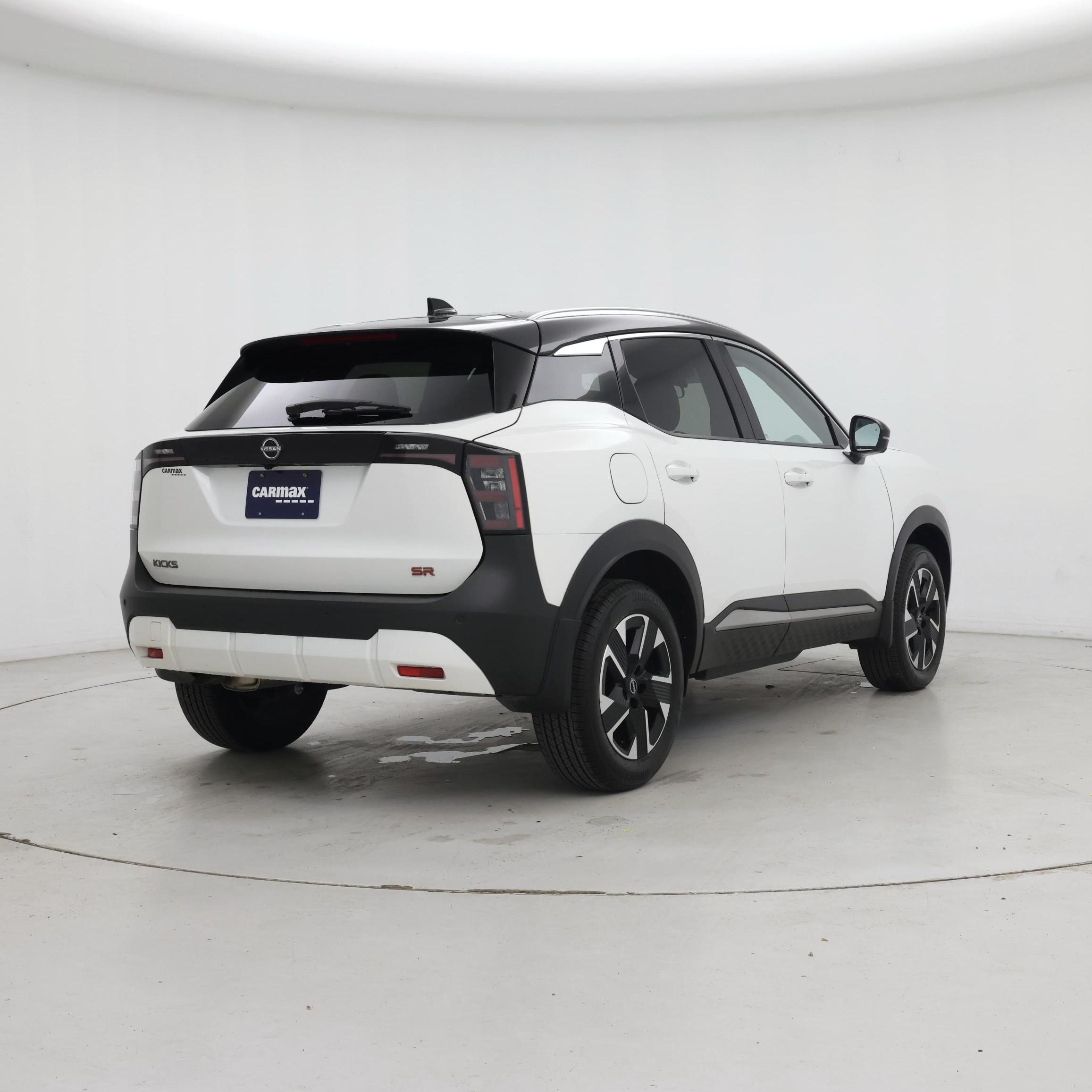 Thumbnail: 2025 Nissan Kicks - 8