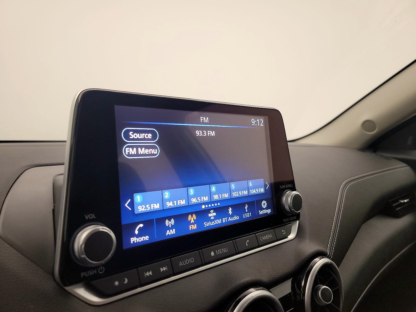 2025 Nissan Sentra SV - Photo 16