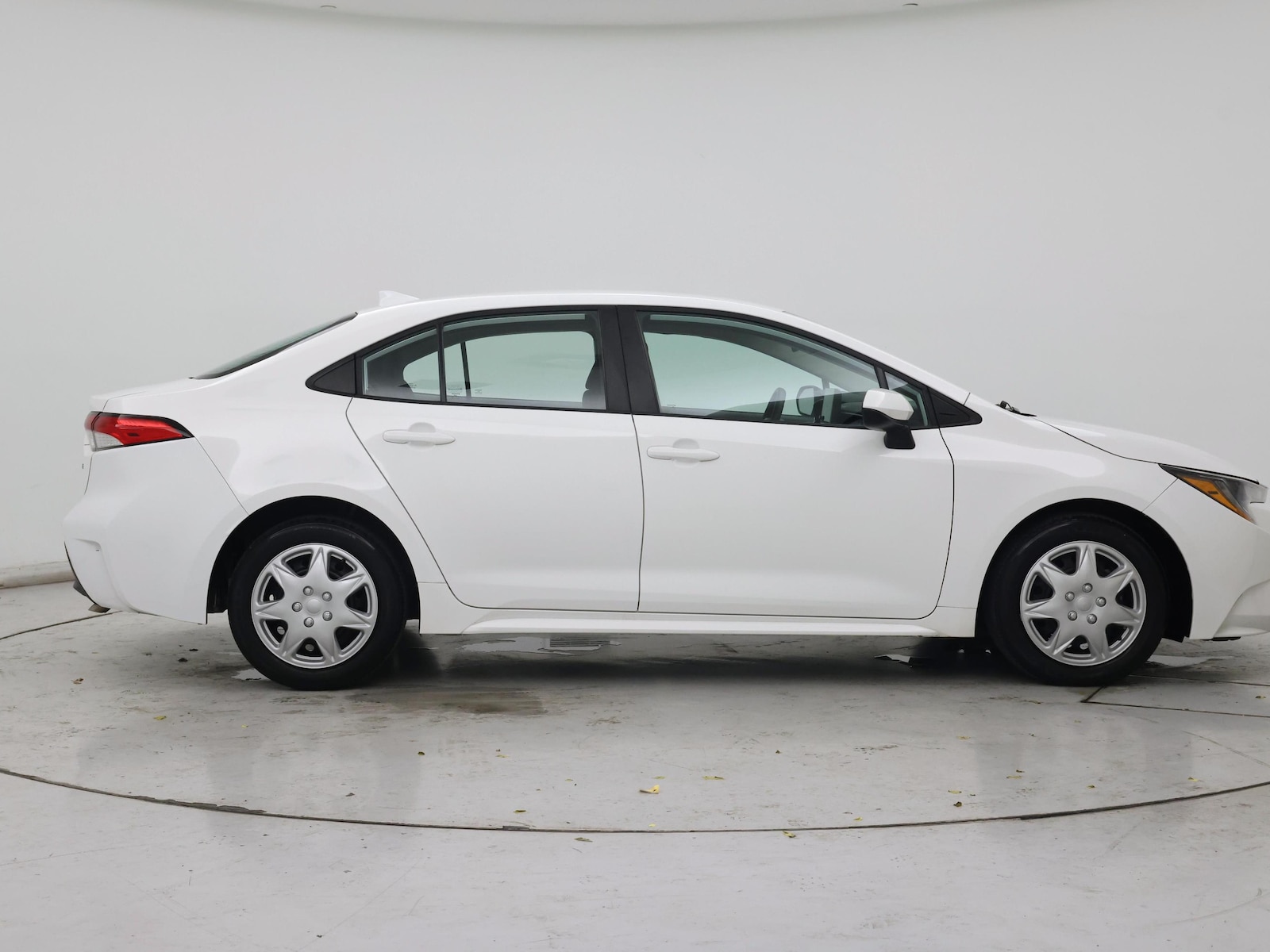2024 Toyota Corolla LE - Photo 8
