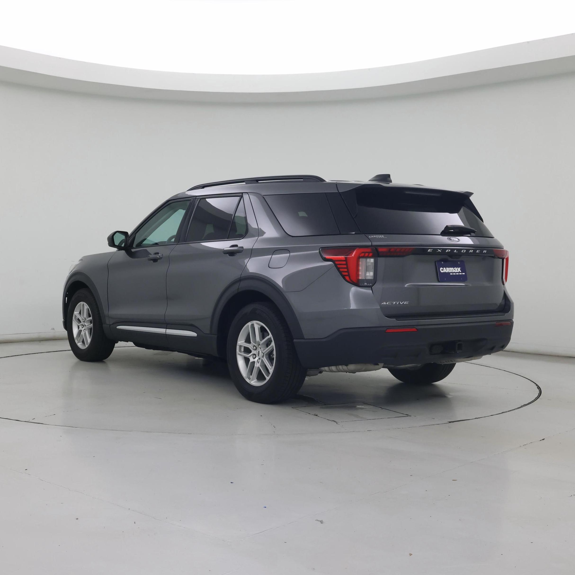 Thumbnail: 2025 Ford Explorer - 2