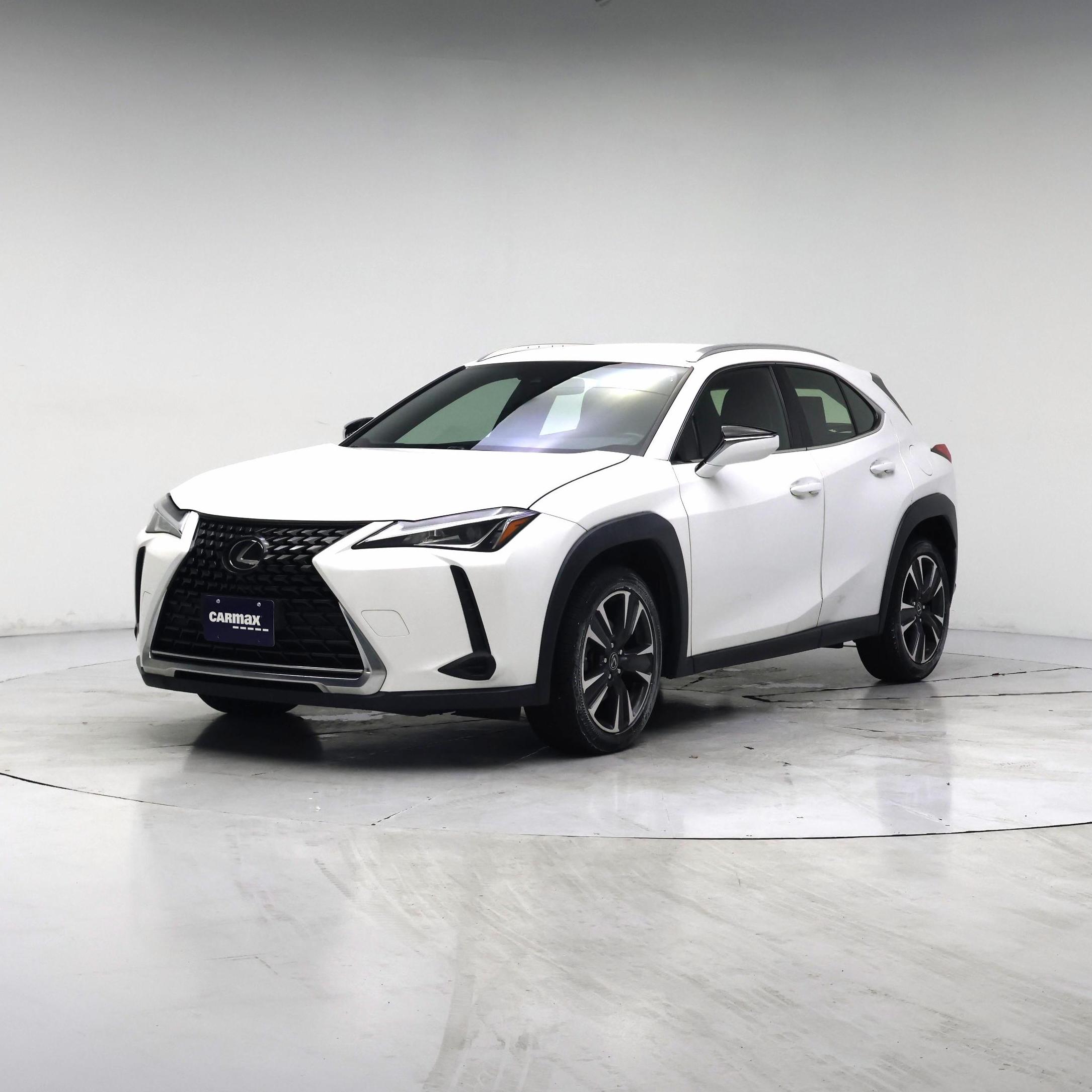 Thumbnail: 2022 Lexus UX - 4