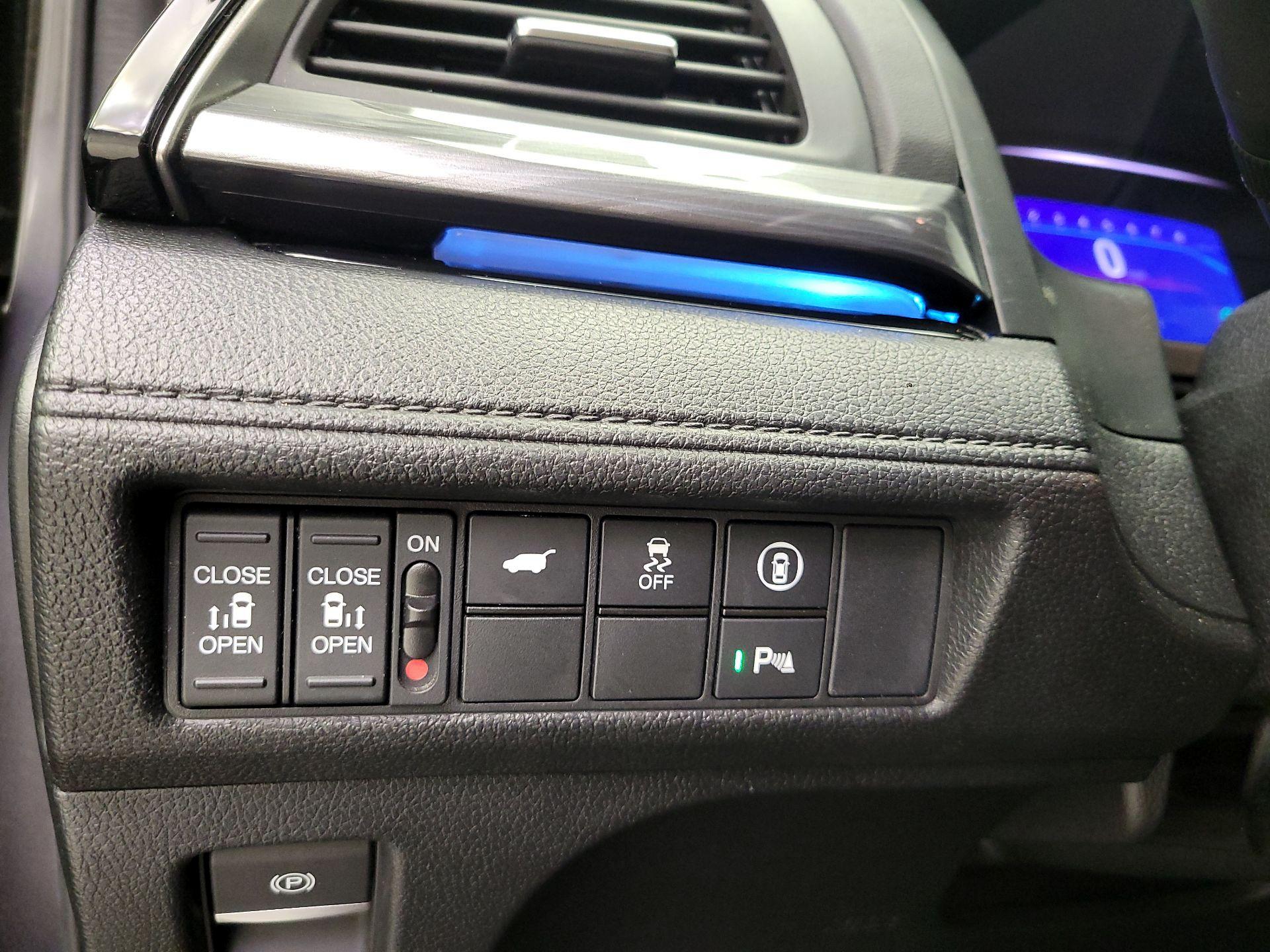 Thumbnail: 2024 Honda Odyssey - 13