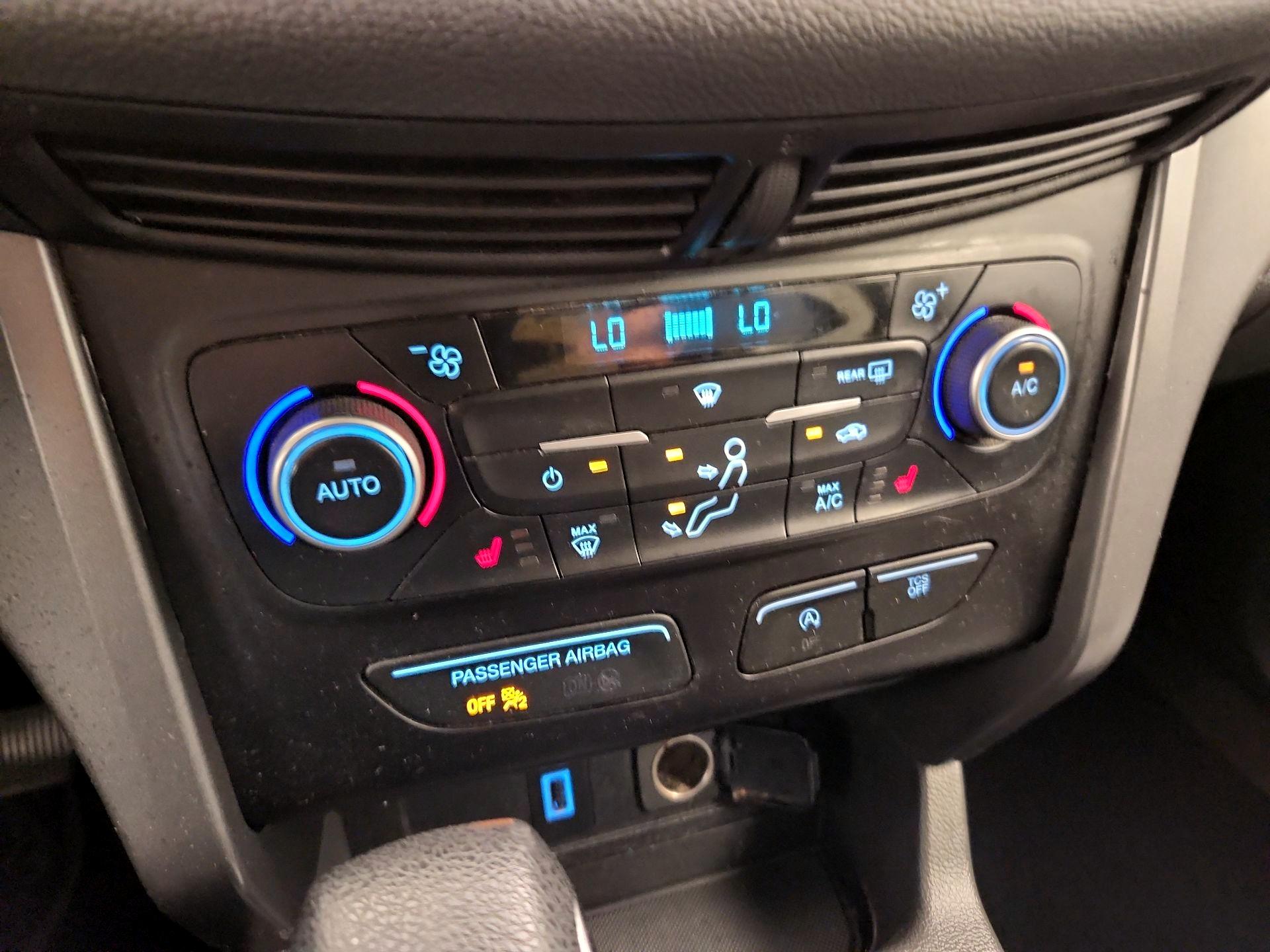 Thumbnail: 2018 Ford Escape - 16