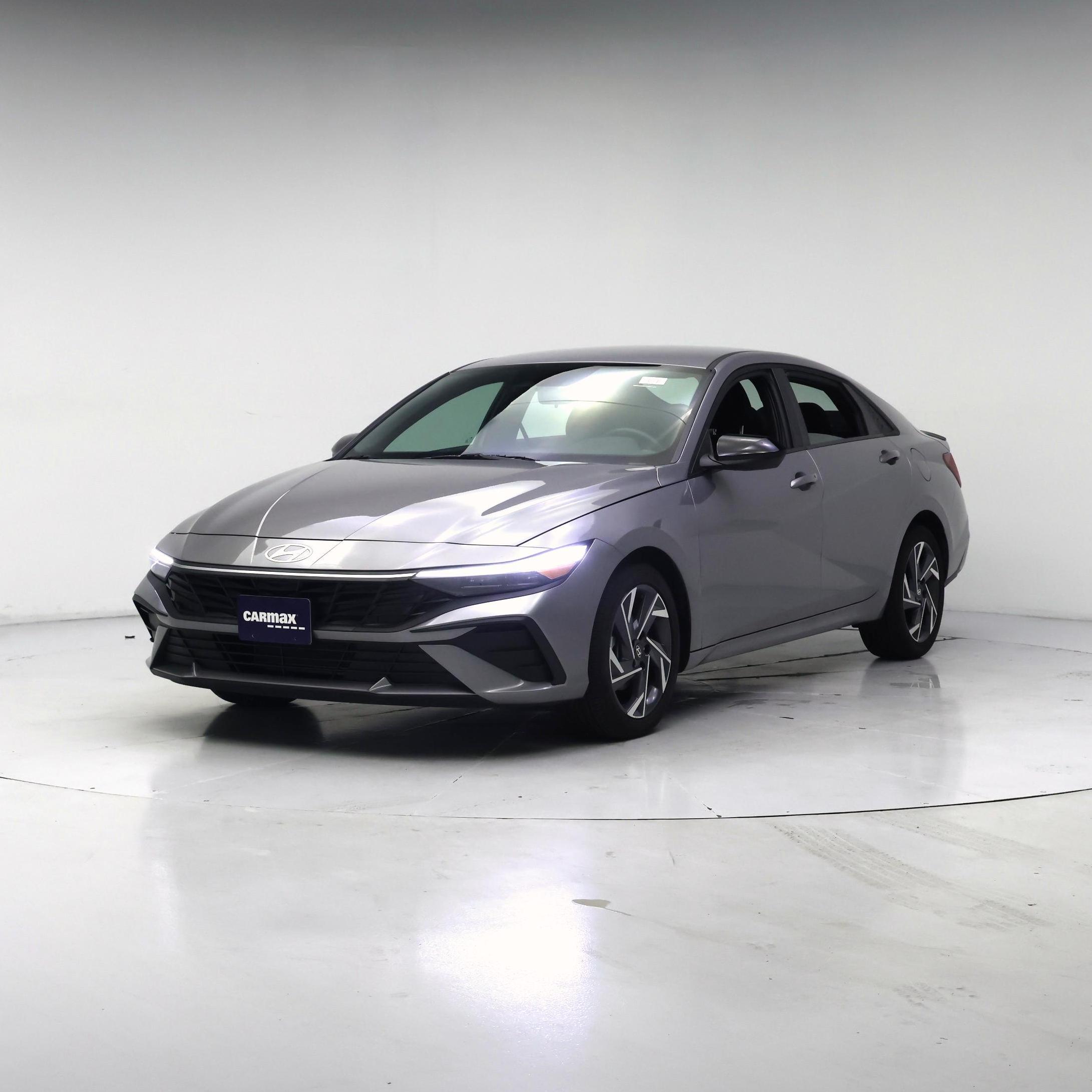 Thumbnail: 2025 Hyundai Elantra - 4