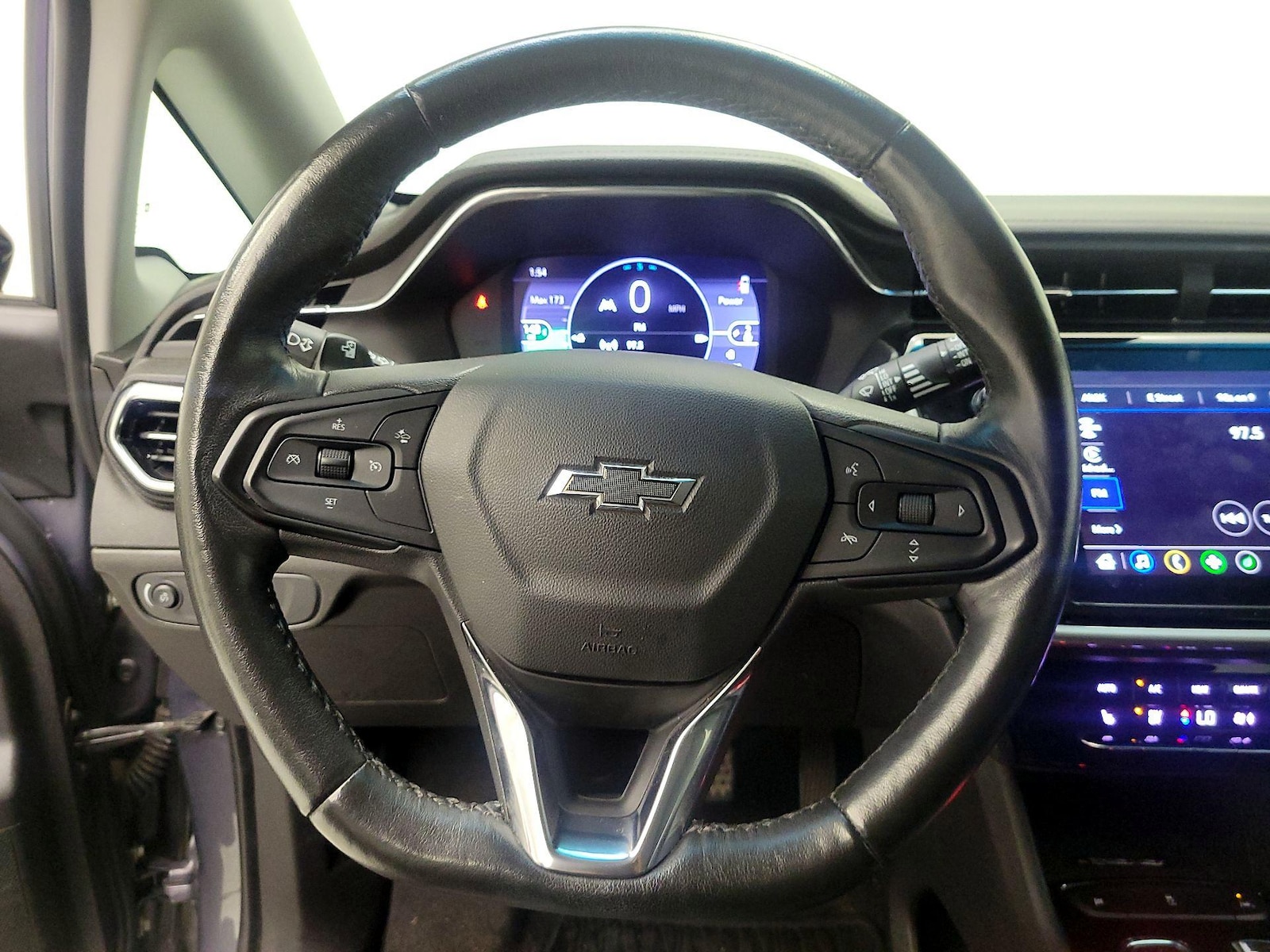 2023 Chevrolet Bolt EV 2LT - Photo 11