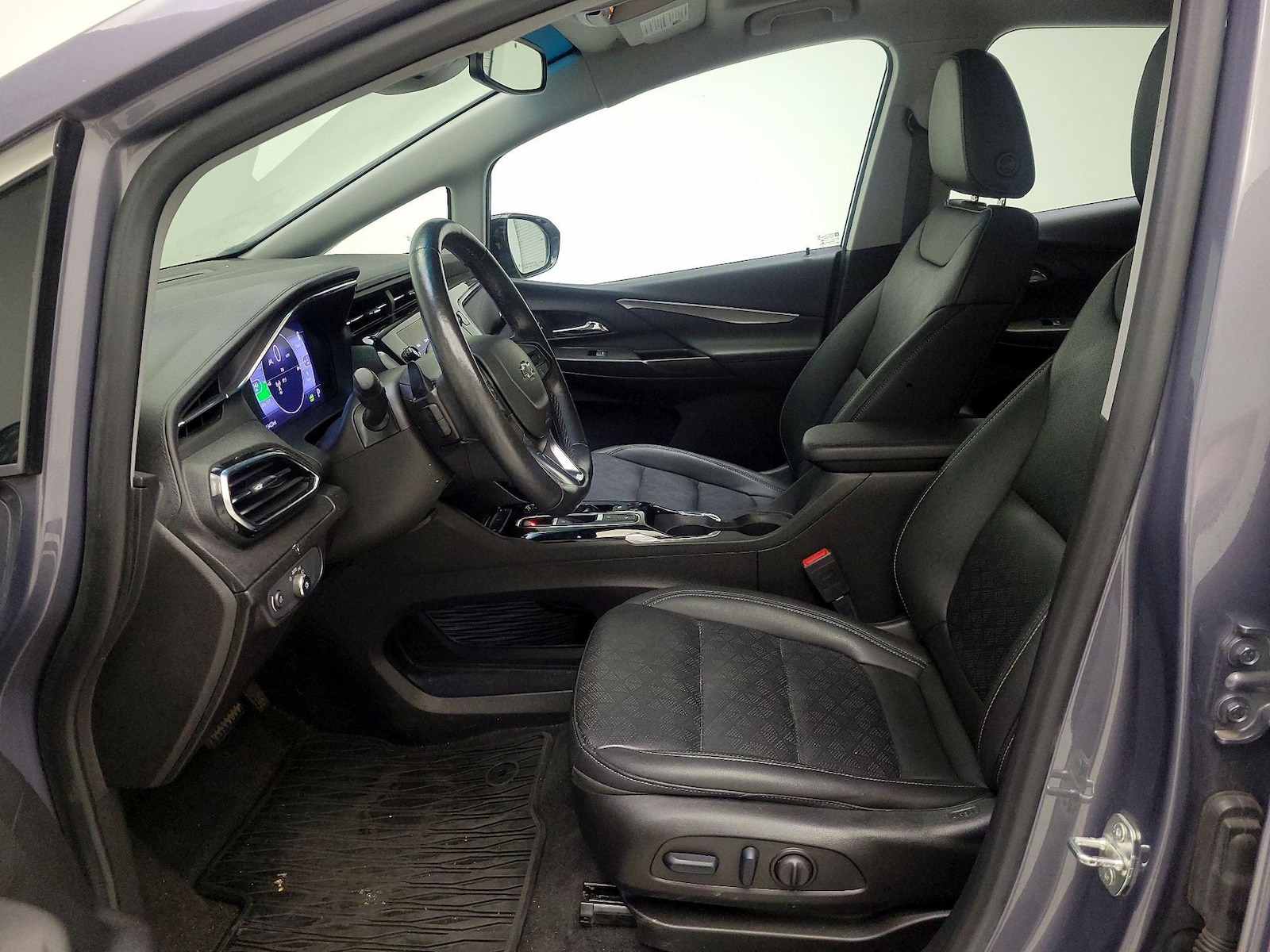 2023 Chevrolet Bolt EV 2LT - Photo 12