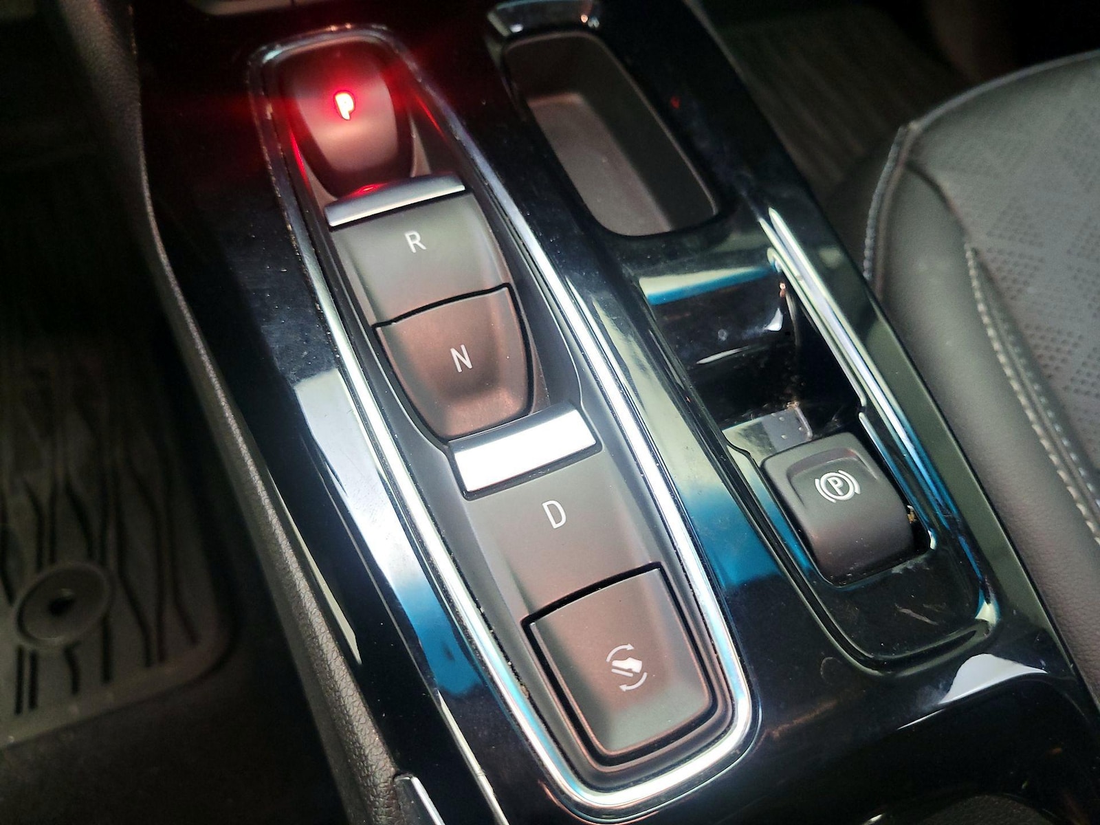 2023 Chevrolet Bolt EV 2LT - Photo 18