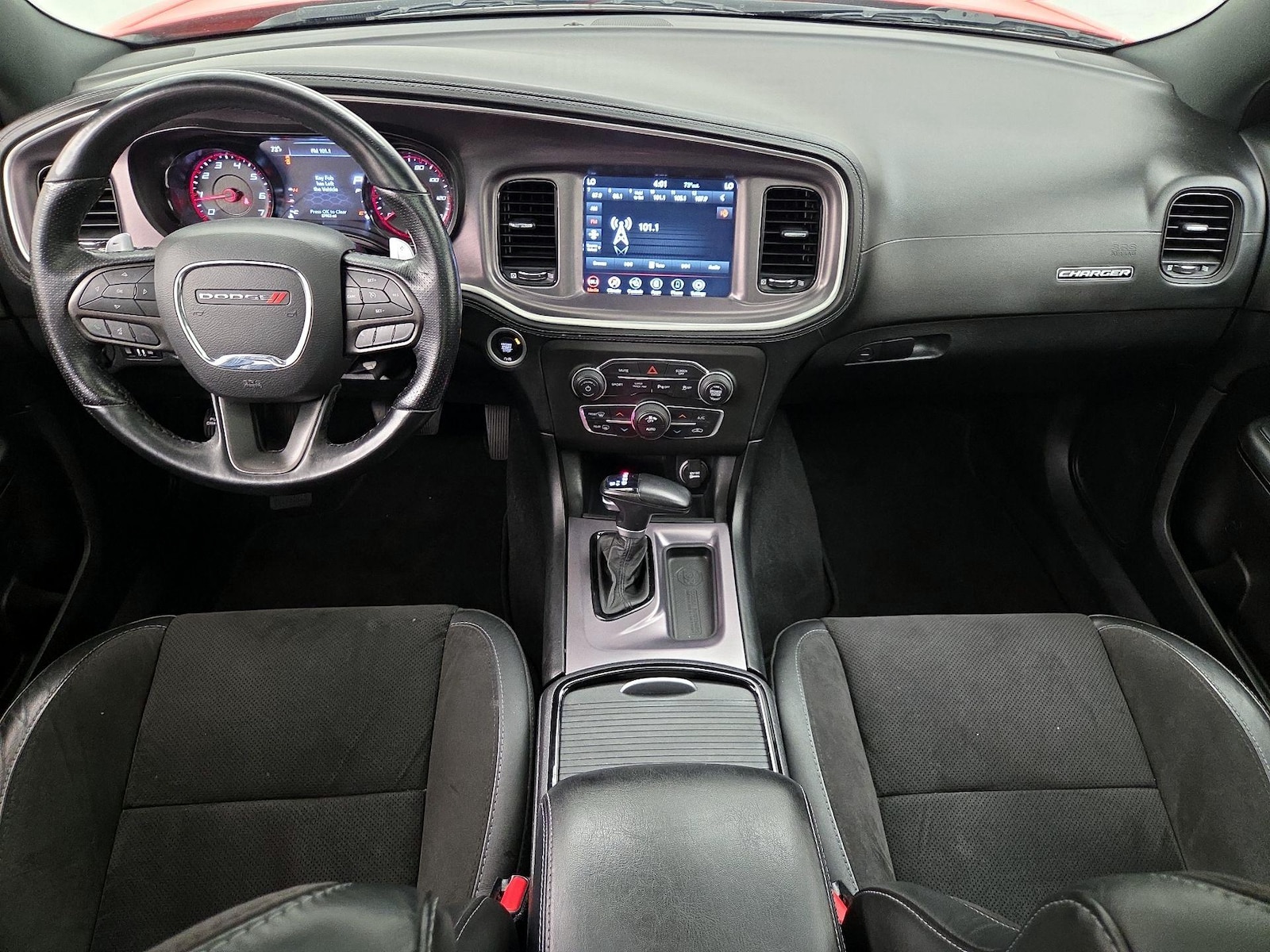 2021 Dodge Charger GT - Photo 10