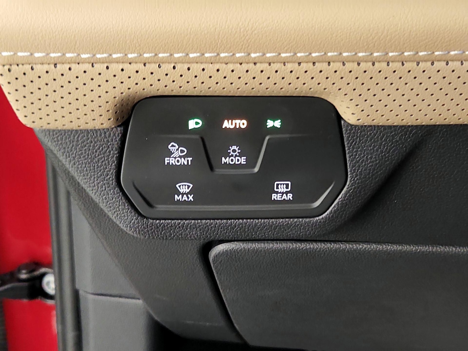 2024 Volkswagen Atlas Cross Sport SE w/Tech - Photo 14