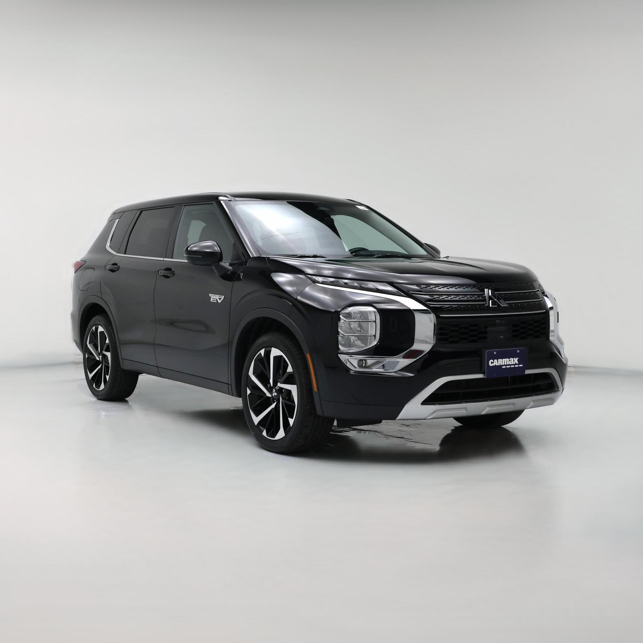 Thumbnail: 2025 Mitsubishi Outlander - 1