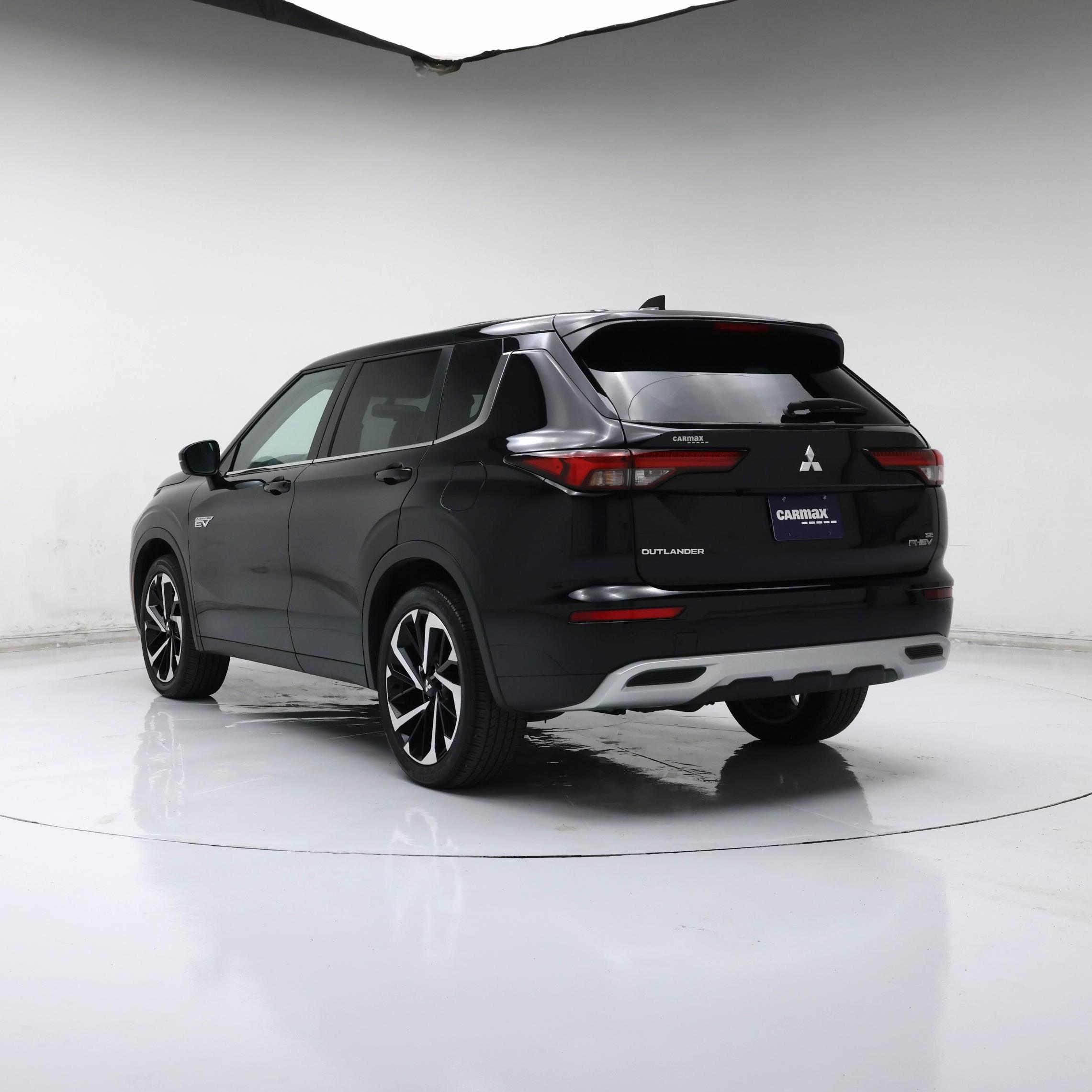 Thumbnail: 2025 Mitsubishi Outlander - 2