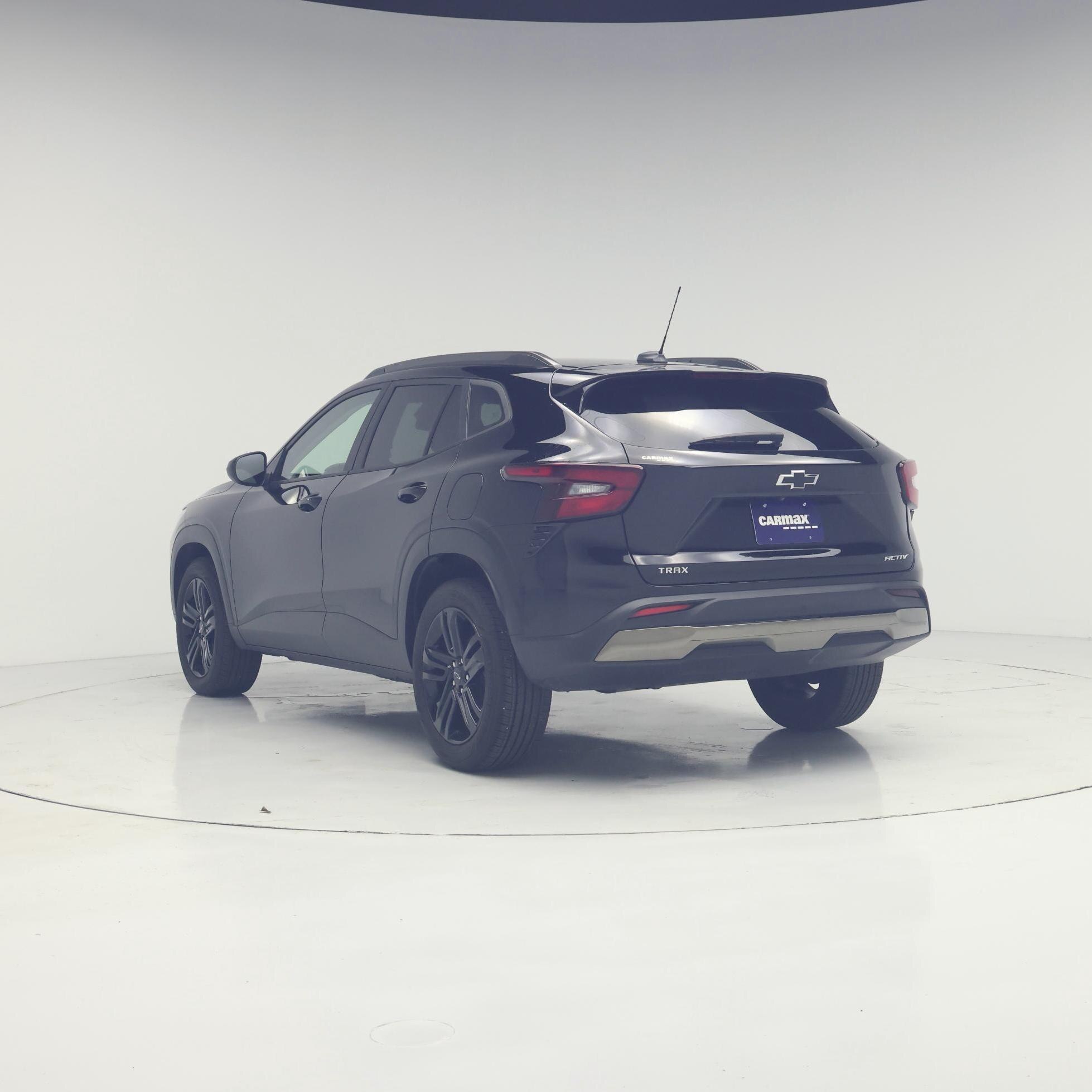 Thumbnail: 2025 Chevrolet Trax - 2