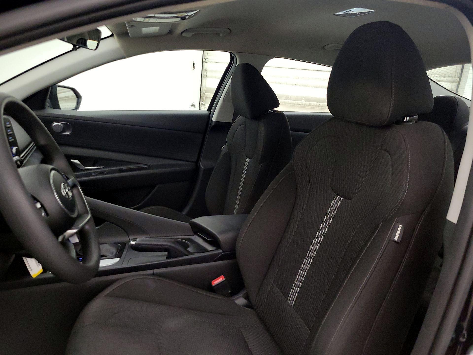 Thumbnail: 2023 Hyundai Elantra - 11