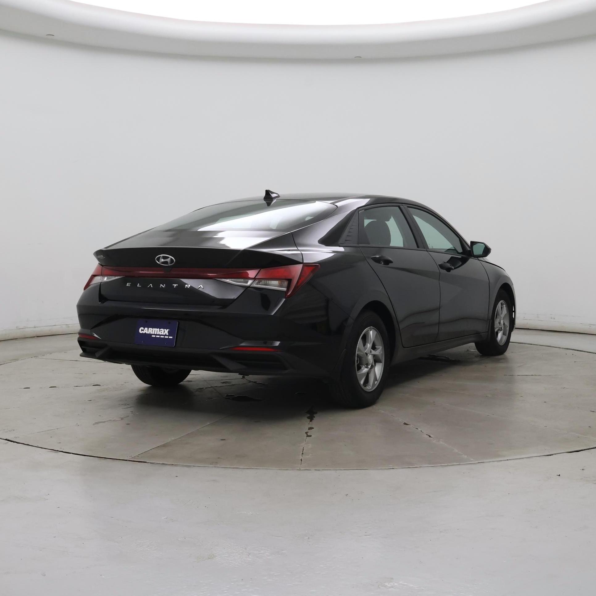 Thumbnail: 2023 Hyundai Elantra - 8