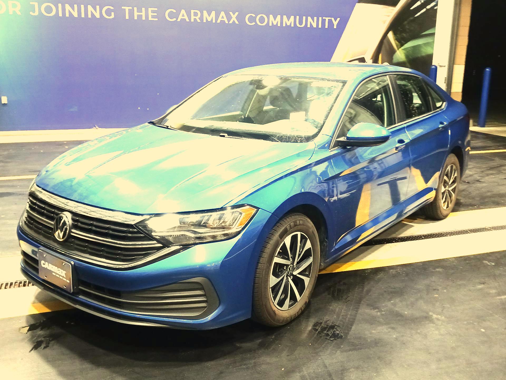 Thumbnail: 2024 Volkswagen Jetta - 3