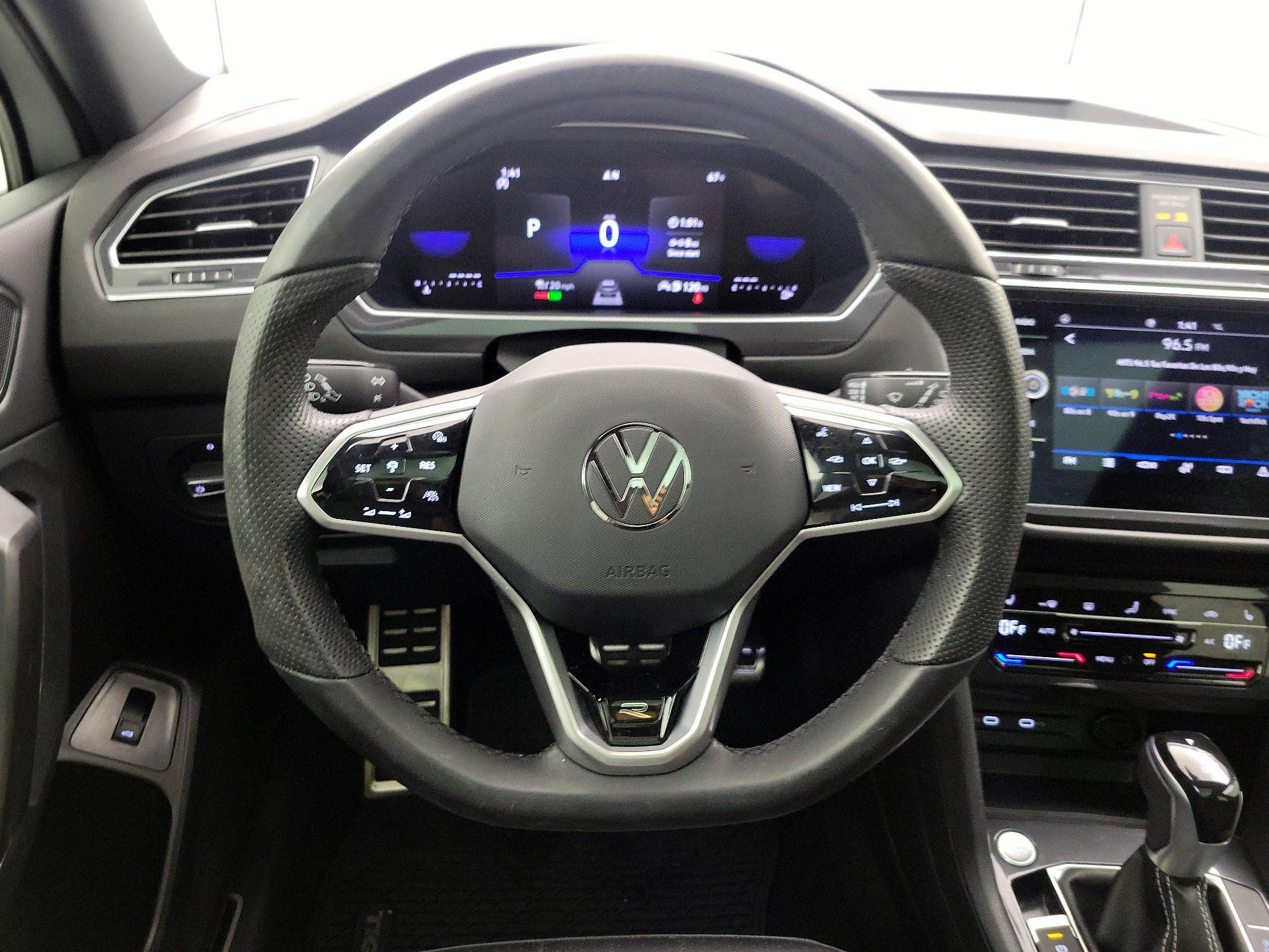 Thumbnail: 2024 Volkswagen Tiguan - 10