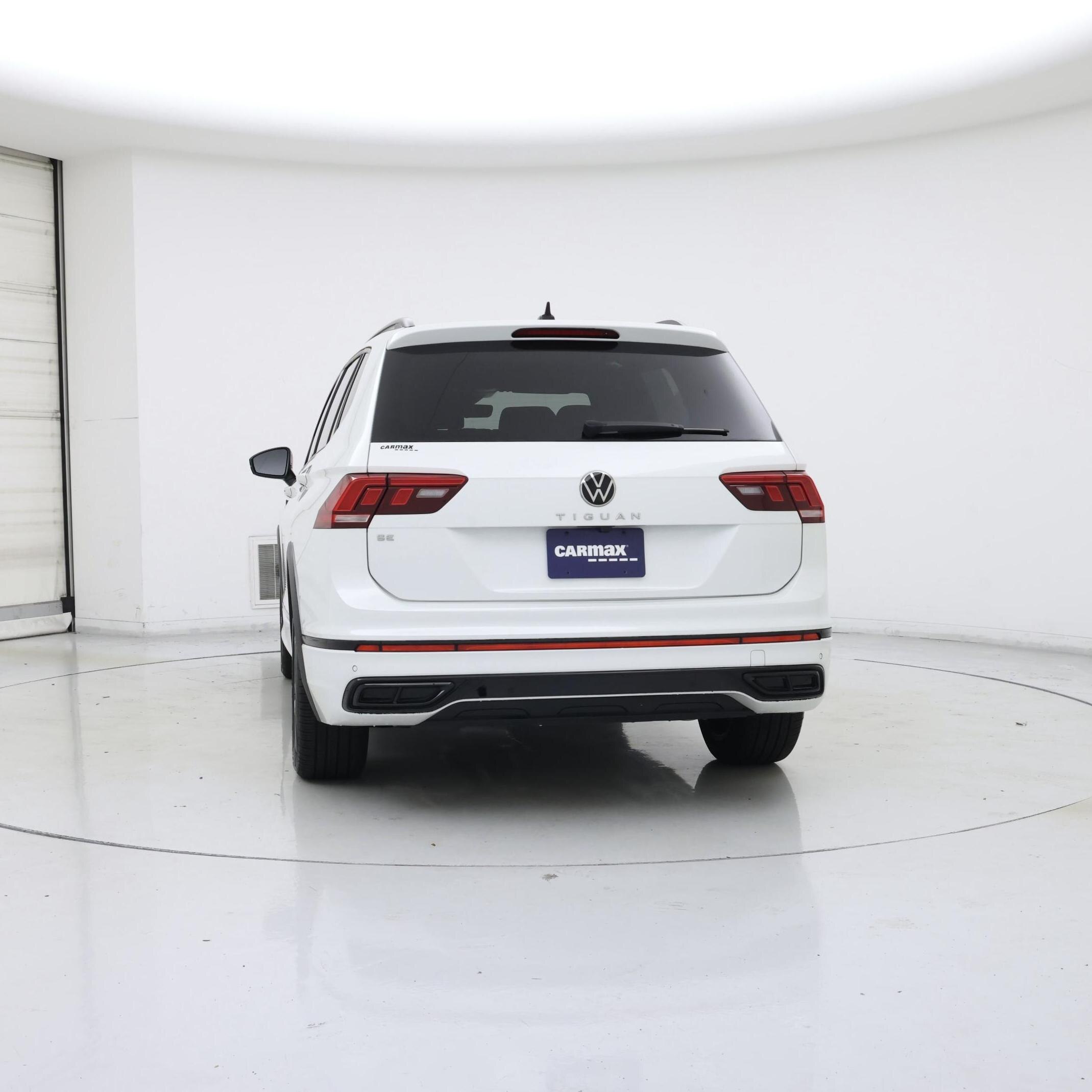 Thumbnail: 2024 Volkswagen Tiguan - 6