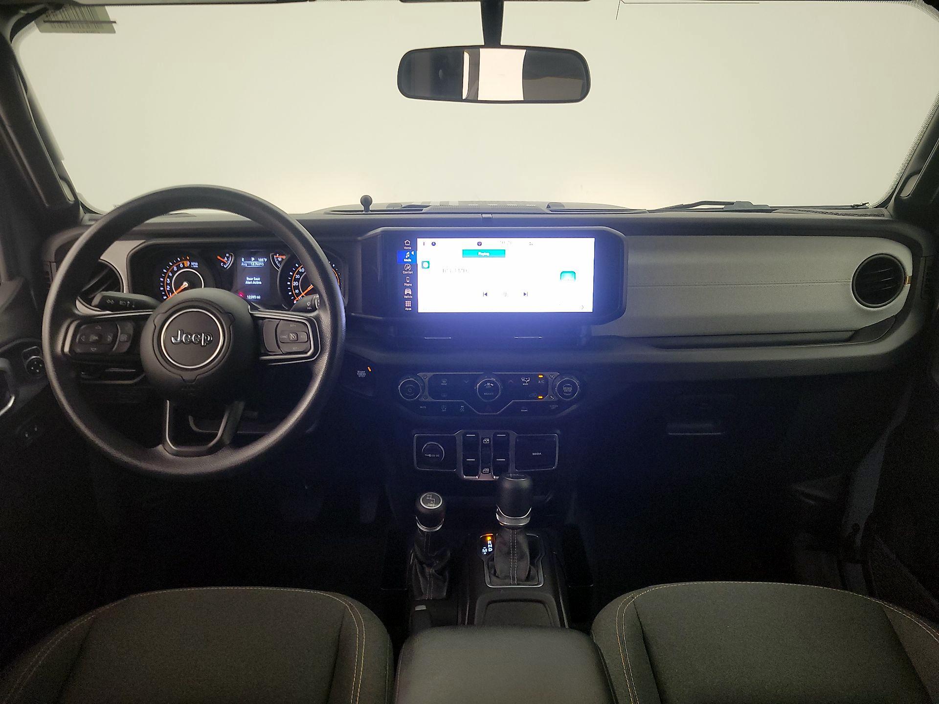 Thumbnail: 2025 Jeep Gladiator - 9