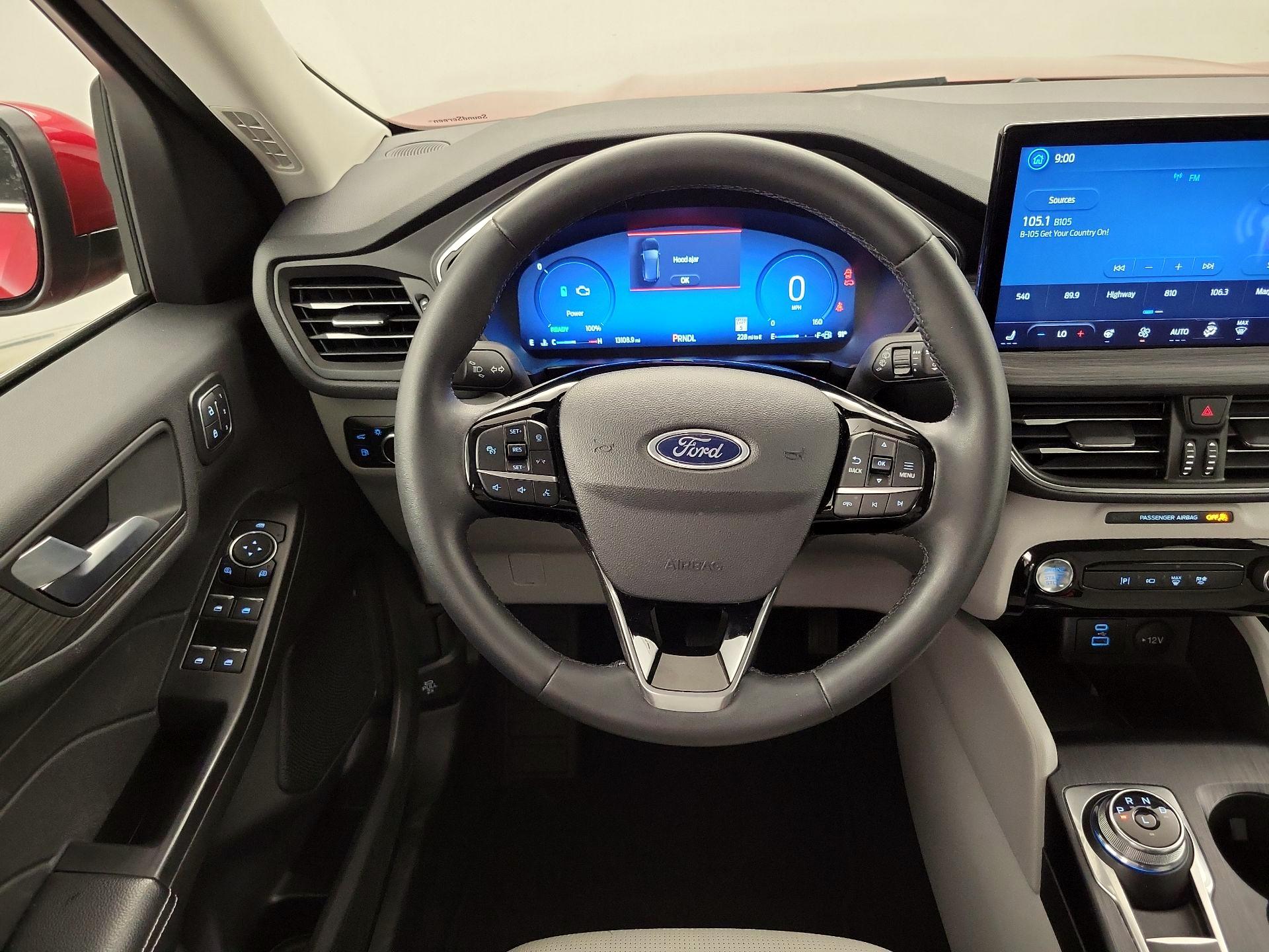 Thumbnail: 2023 Ford Escape - 10