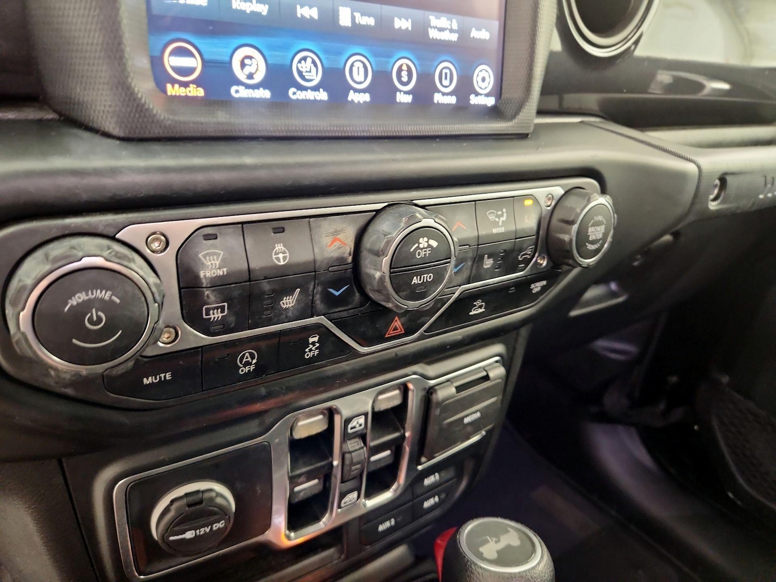 2022 Jeep Wrangler Unlimited Altitude - Photo 17