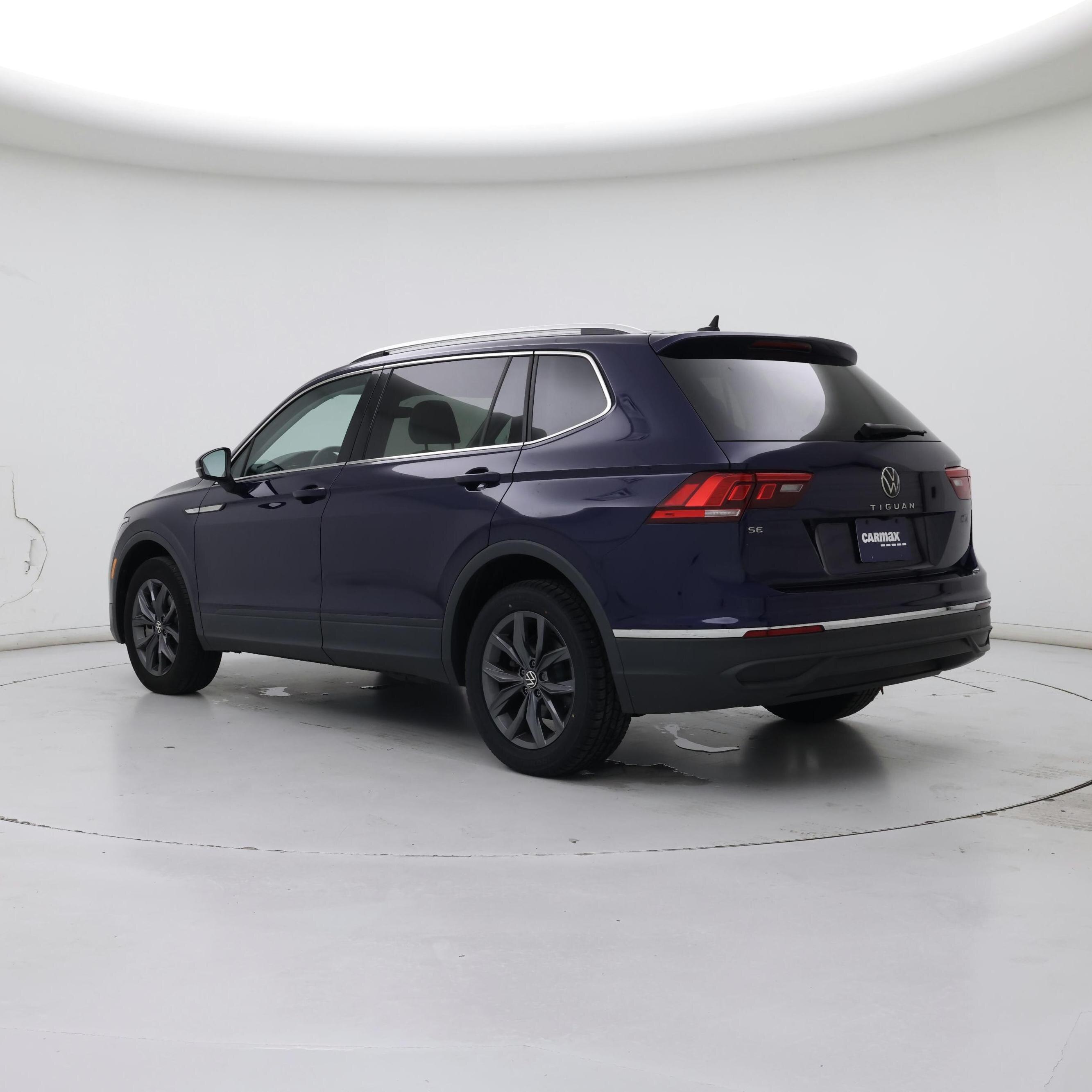 Thumbnail: 2023 Volkswagen Tiguan - 2