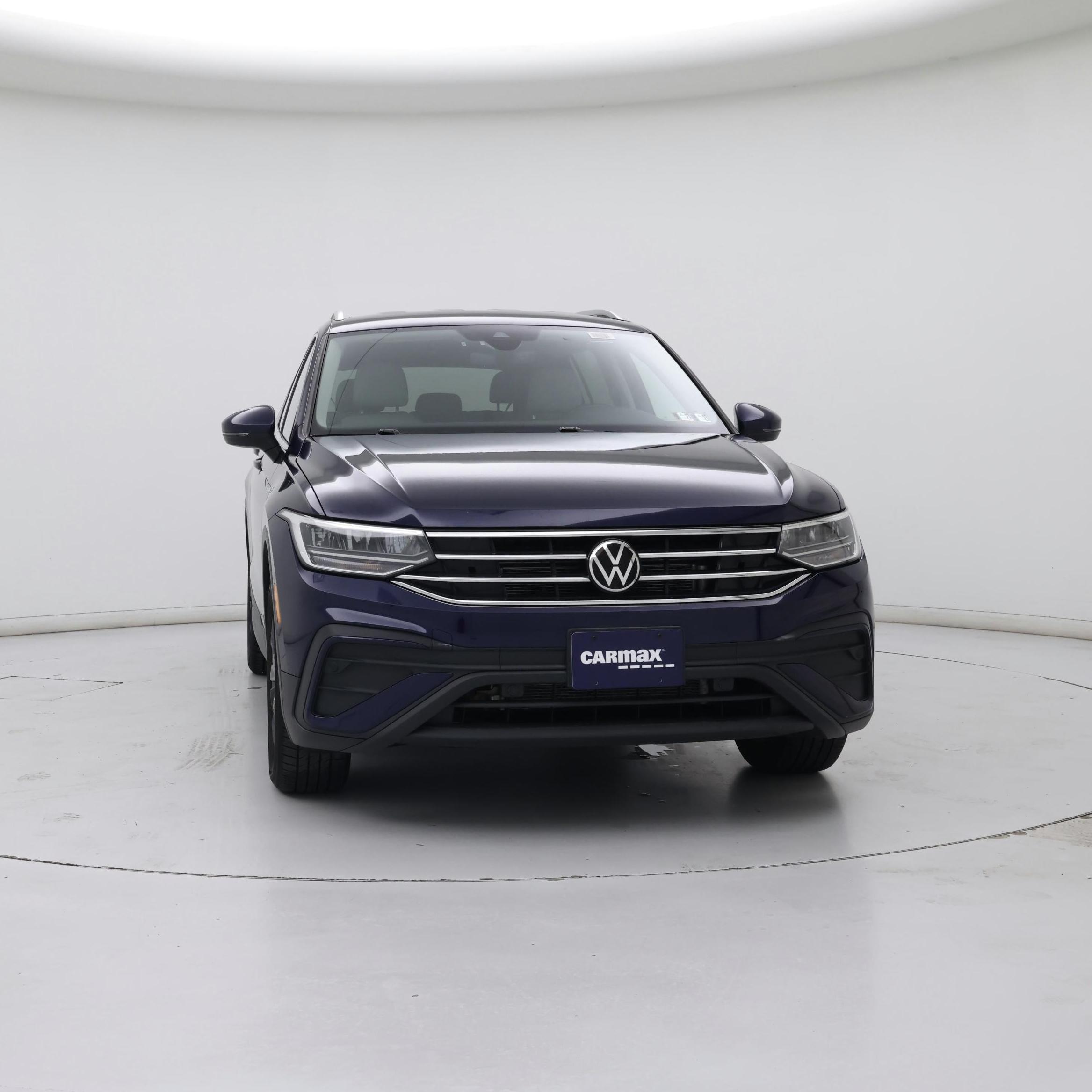 Thumbnail: 2023 Volkswagen Tiguan - 5