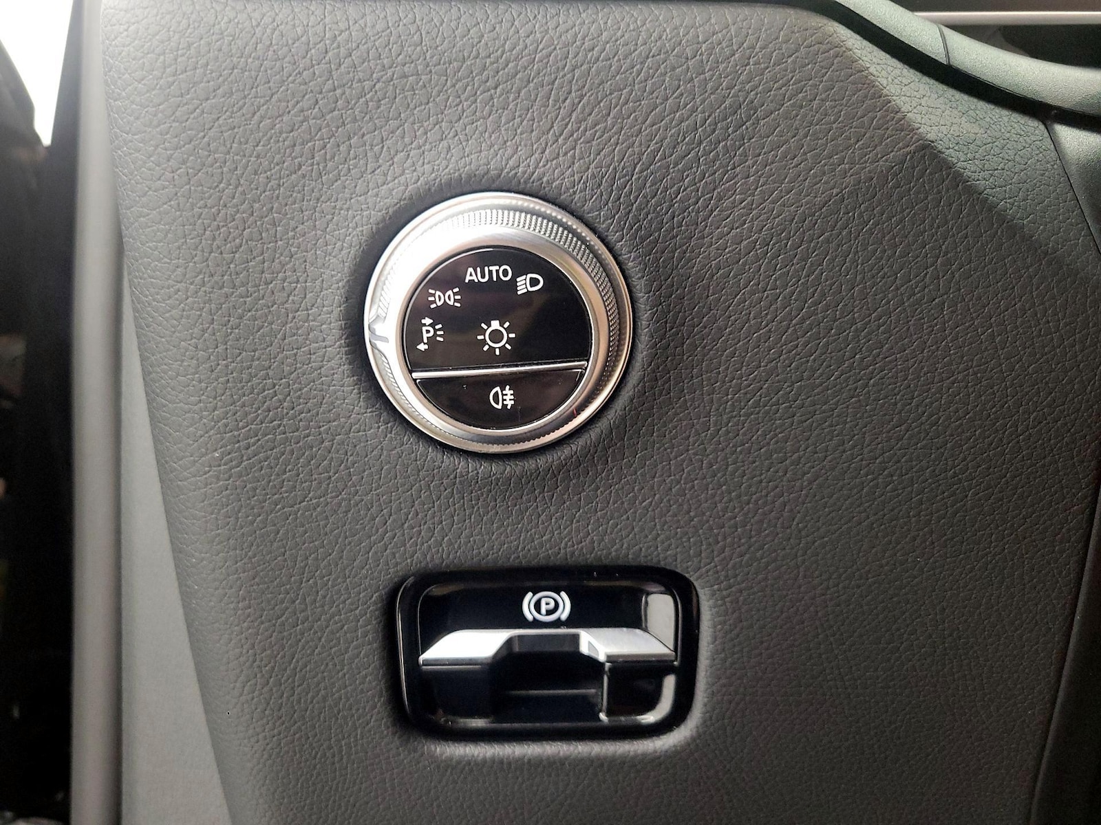 2024 Mercedes-Benz GLC GLC 300 - Photo 14