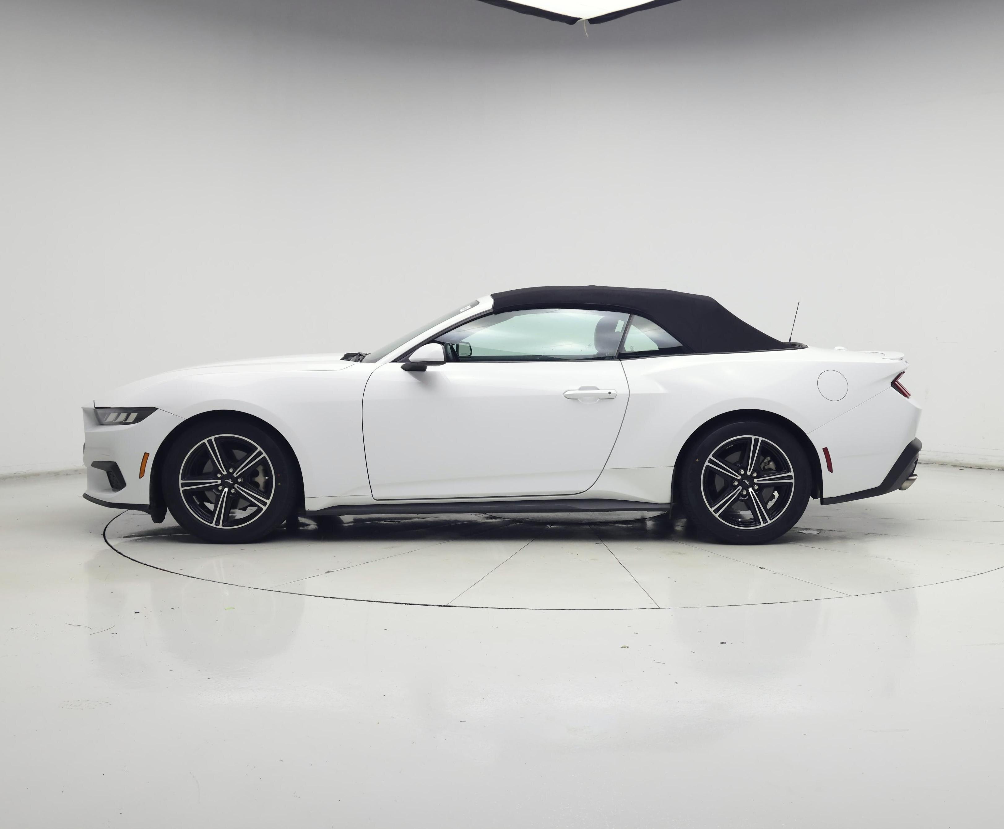 Thumbnail: 2025 Ford Mustang - 3
