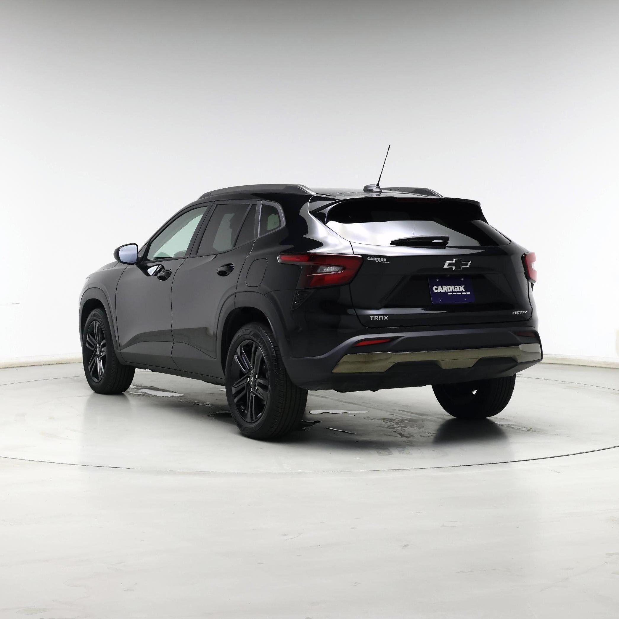 Thumbnail: 2025 Chevrolet Trax - 2