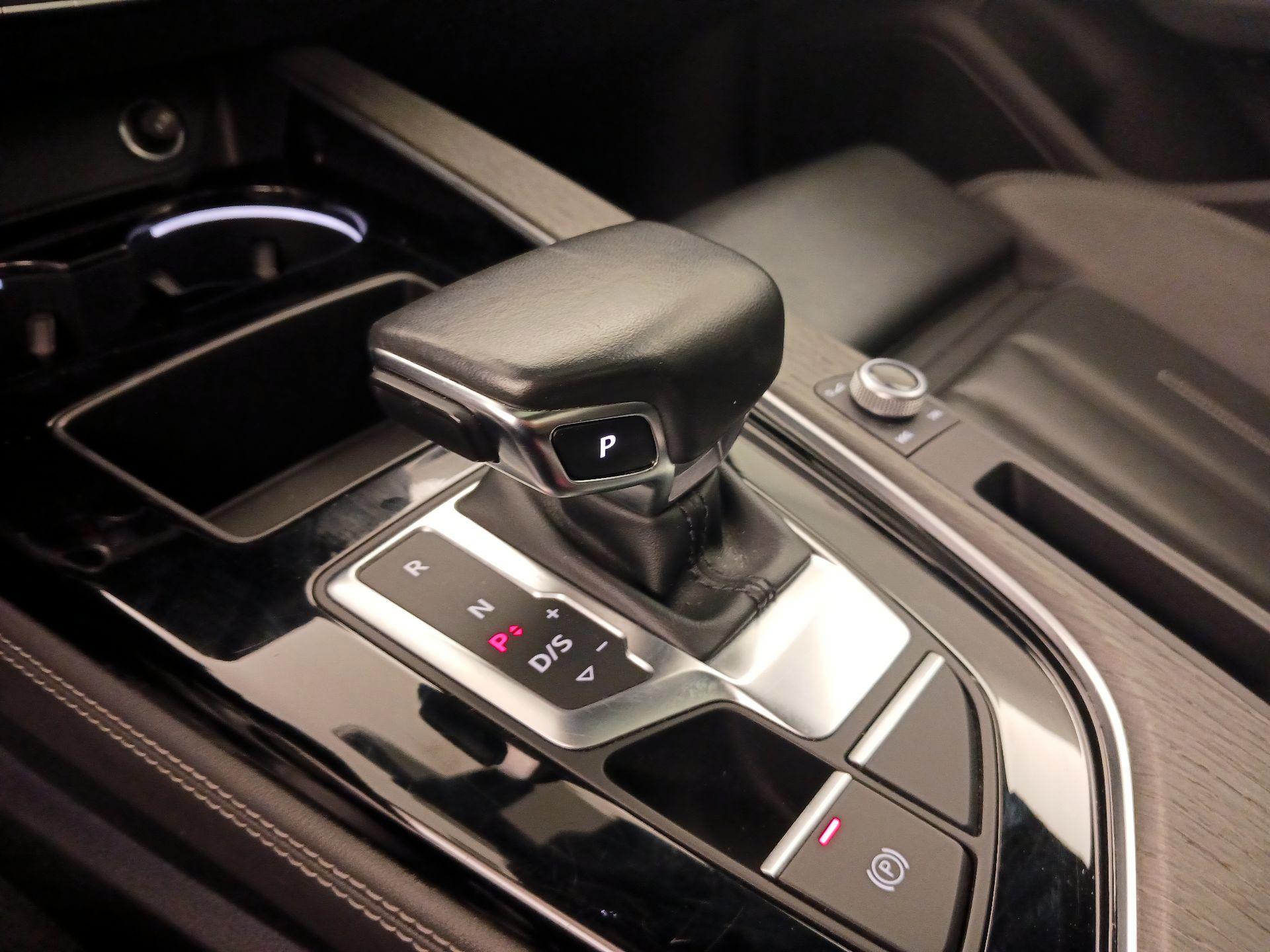 Thumbnail: 2024 Audi A4 - 17