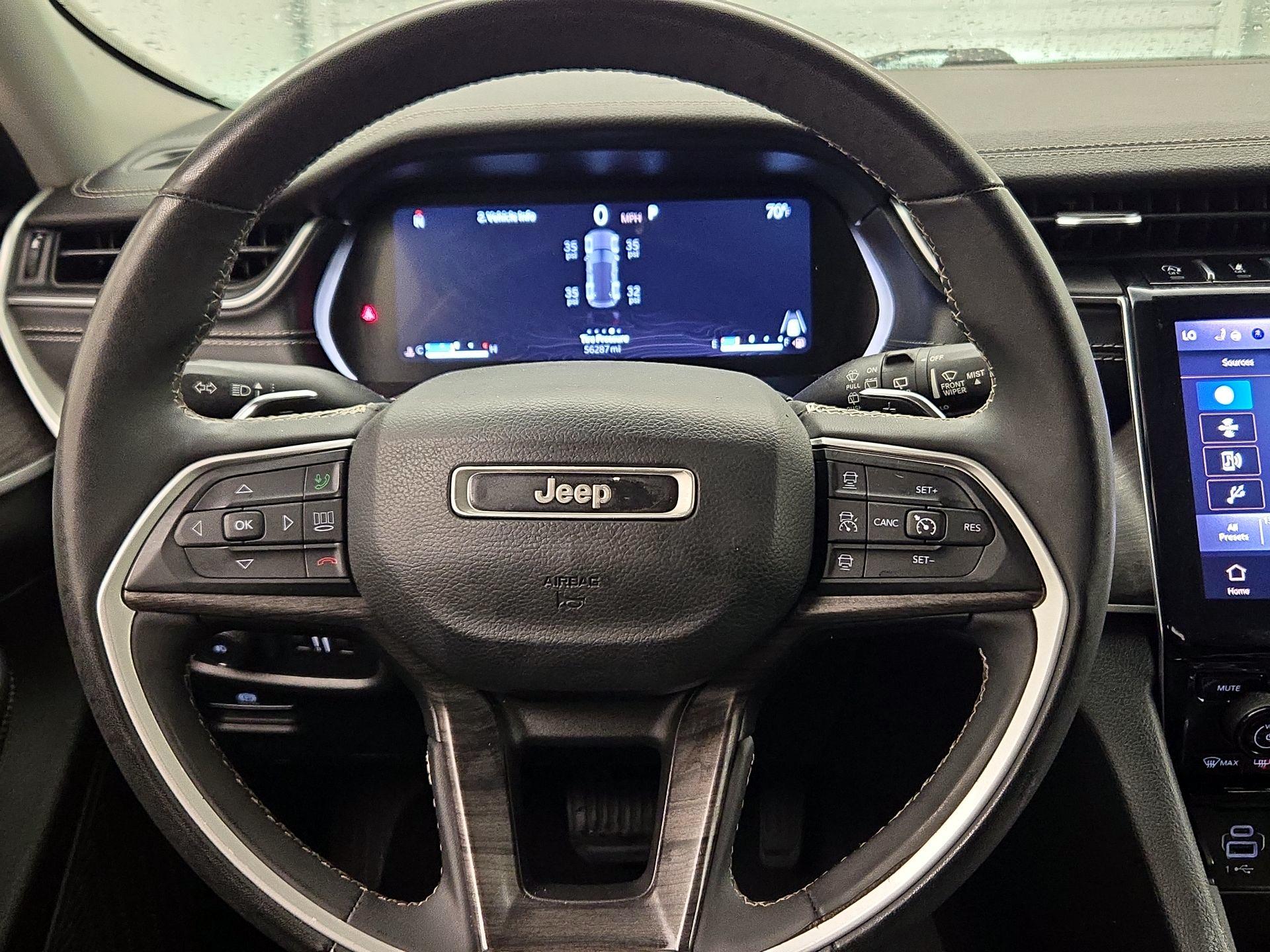 Thumbnail: 2023 Jeep Grand Cherokee - 10