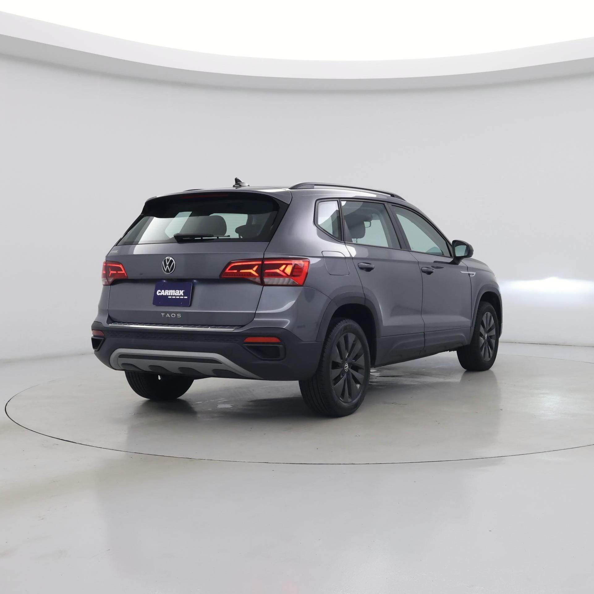 Thumbnail: 2023 Volkswagen Taos - 8