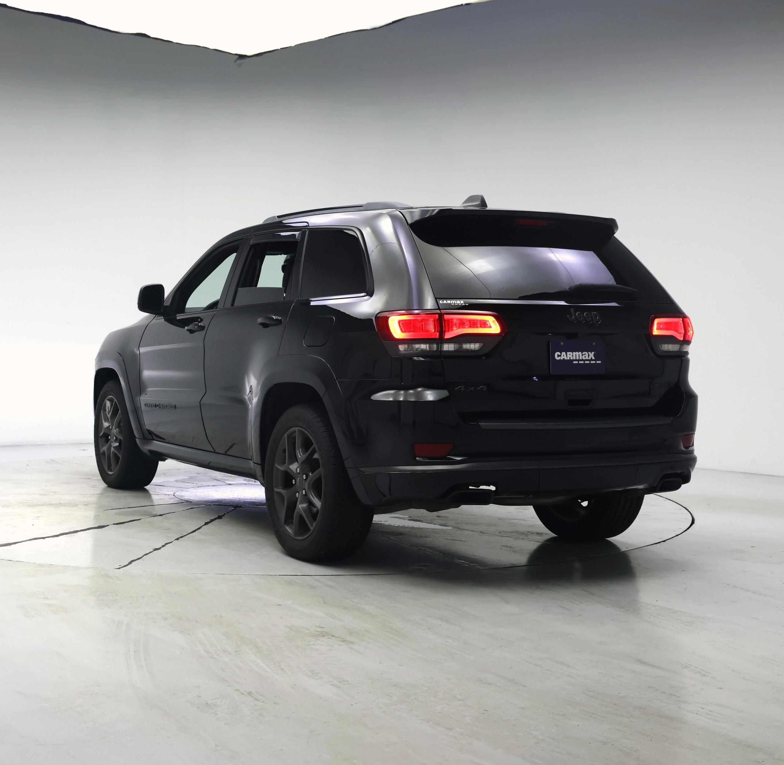 Thumbnail: 2020 Jeep Grand Cherokee - 2