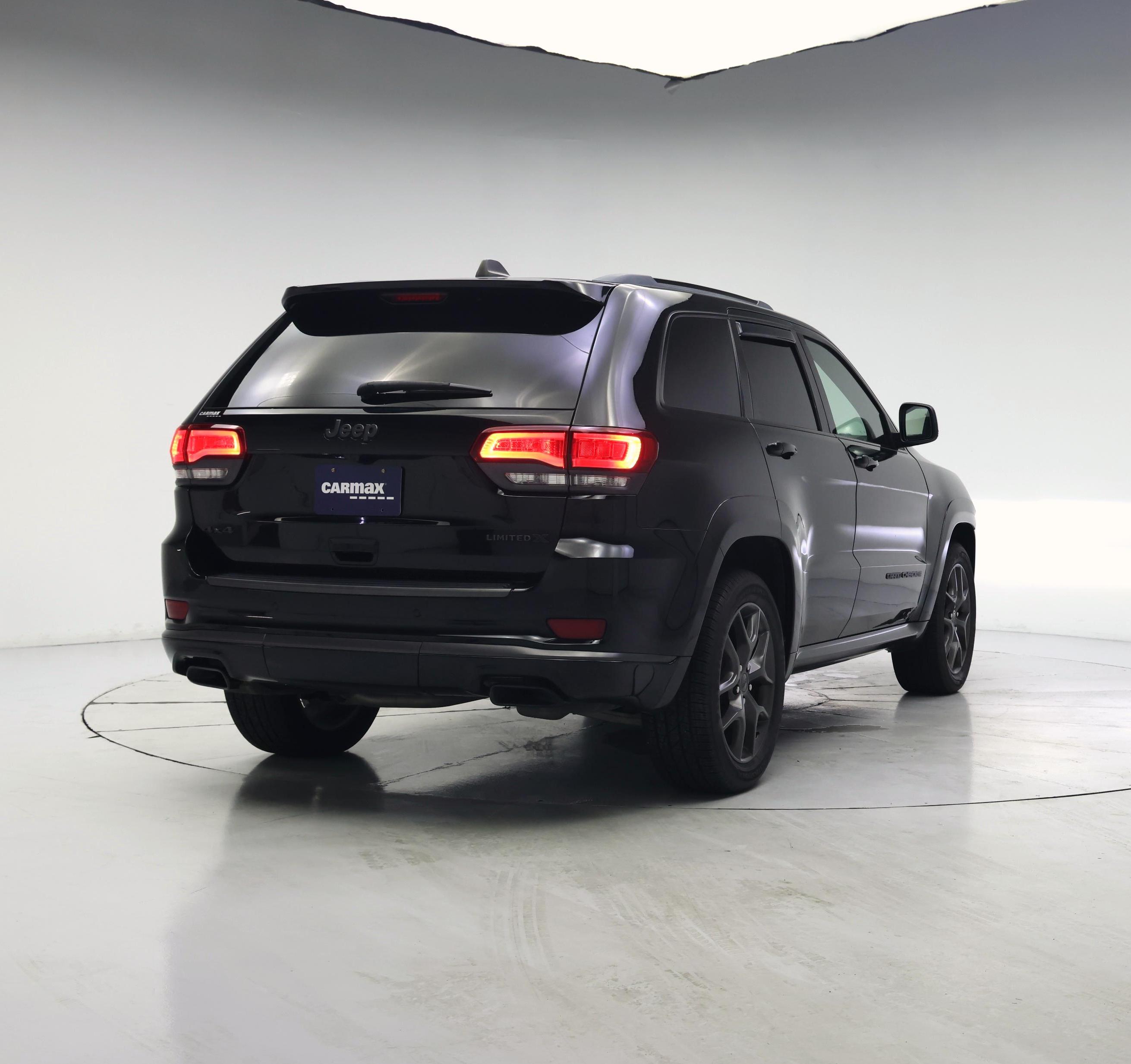 Thumbnail: 2020 Jeep Grand Cherokee - 8