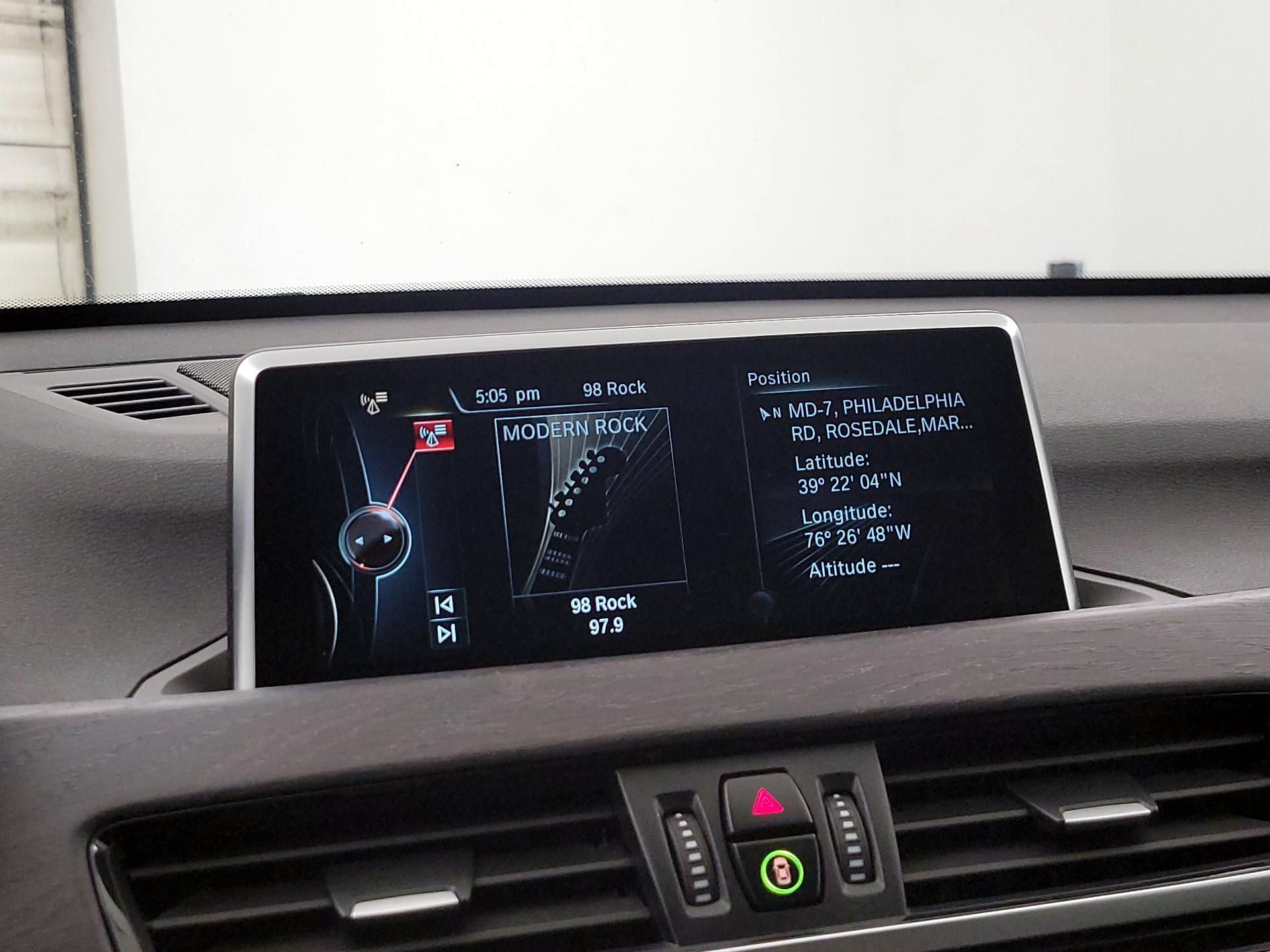Thumbnail: 2016 BMW X1 - 16