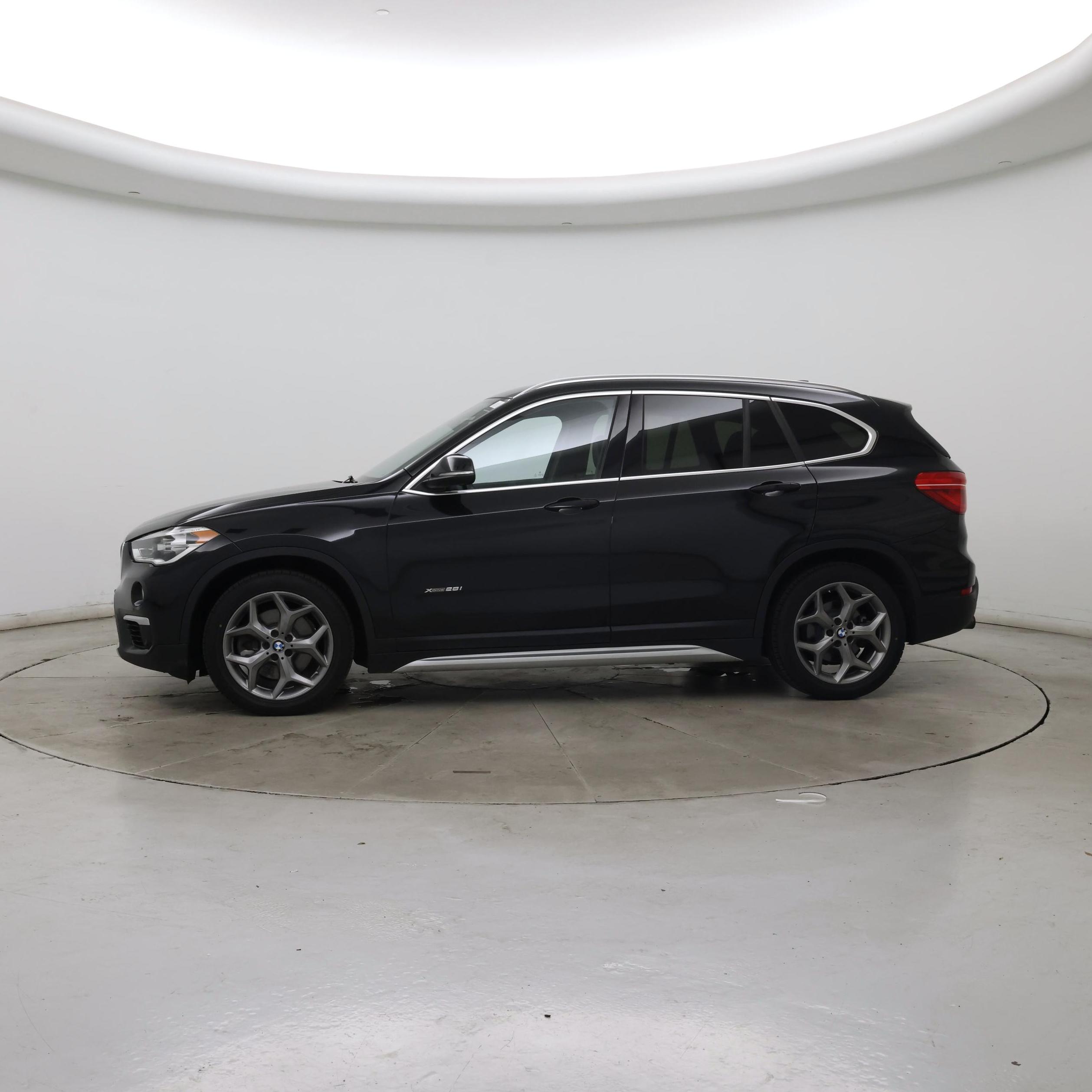 Thumbnail: 2016 BMW X1 - 3