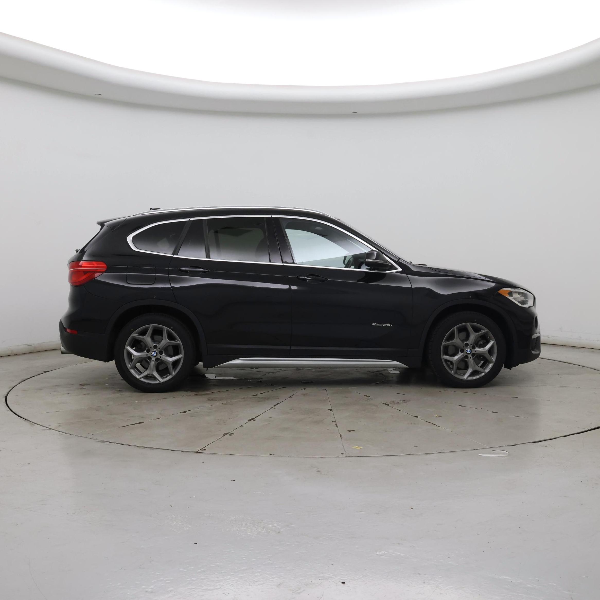Thumbnail: 2016 BMW X1 - 7