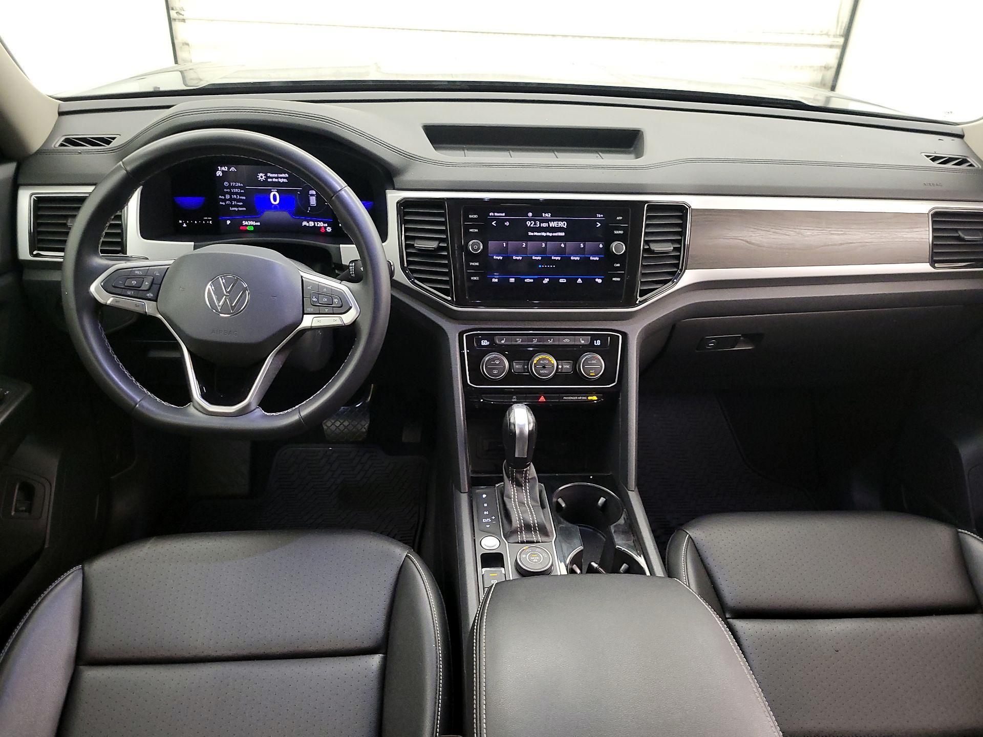 Thumbnail: 2022 Volkswagen Atlas - 9