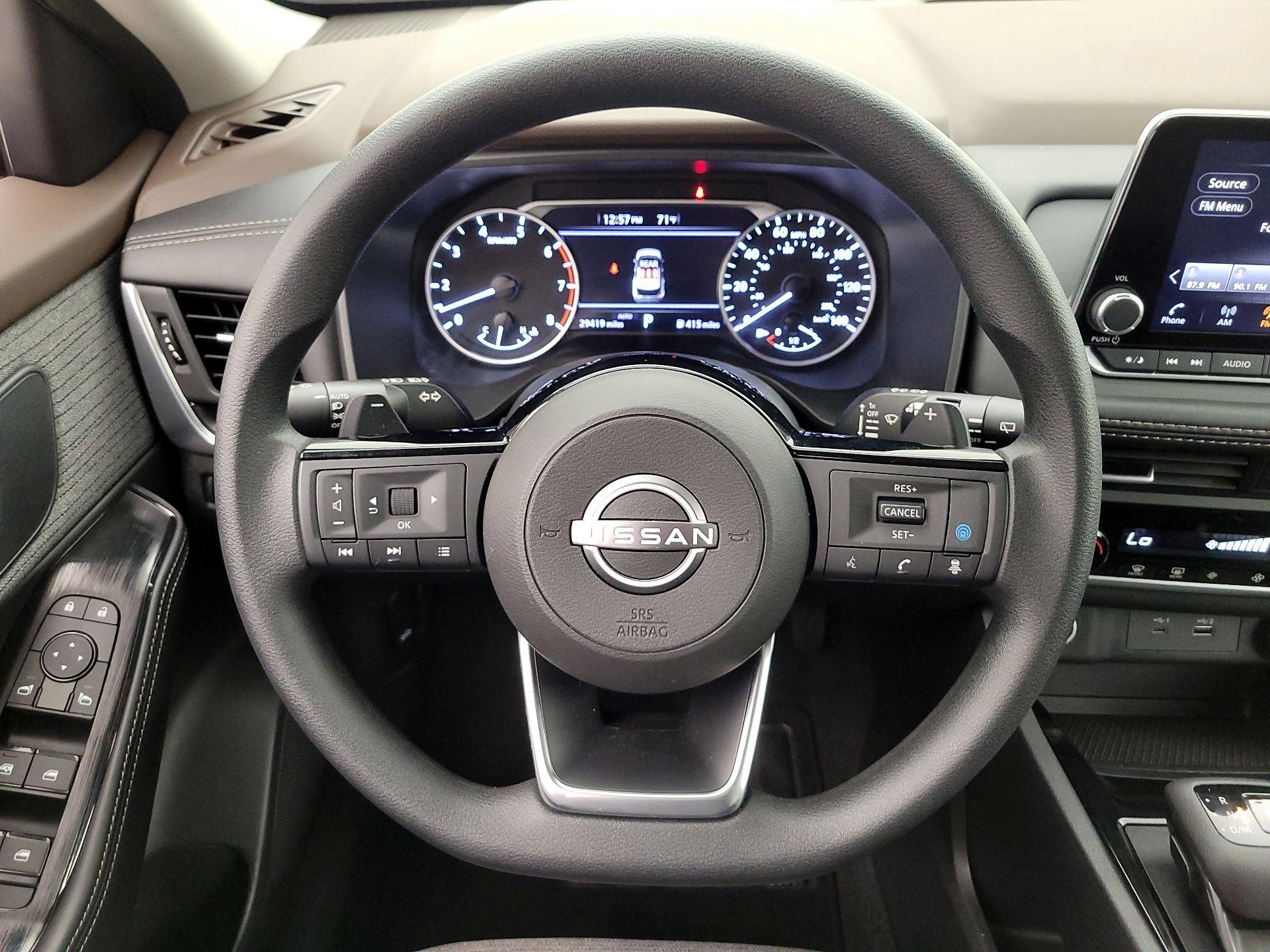 Thumbnail: 2023 Nissan Rogue - 10