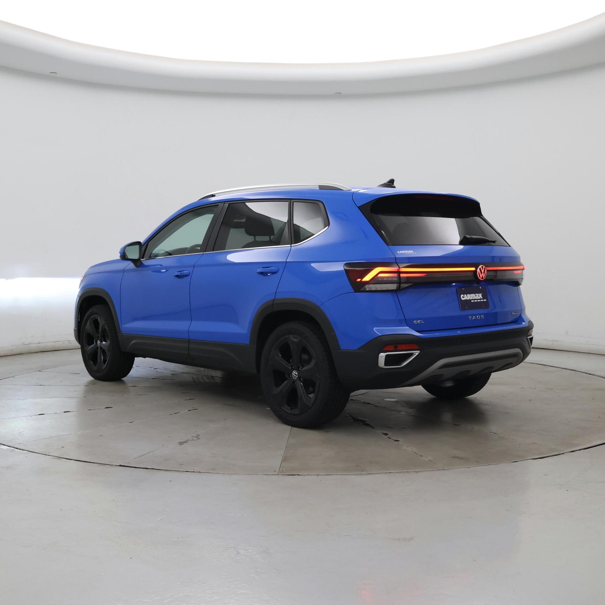 Thumbnail: 2025 Volkswagen Taos - 2