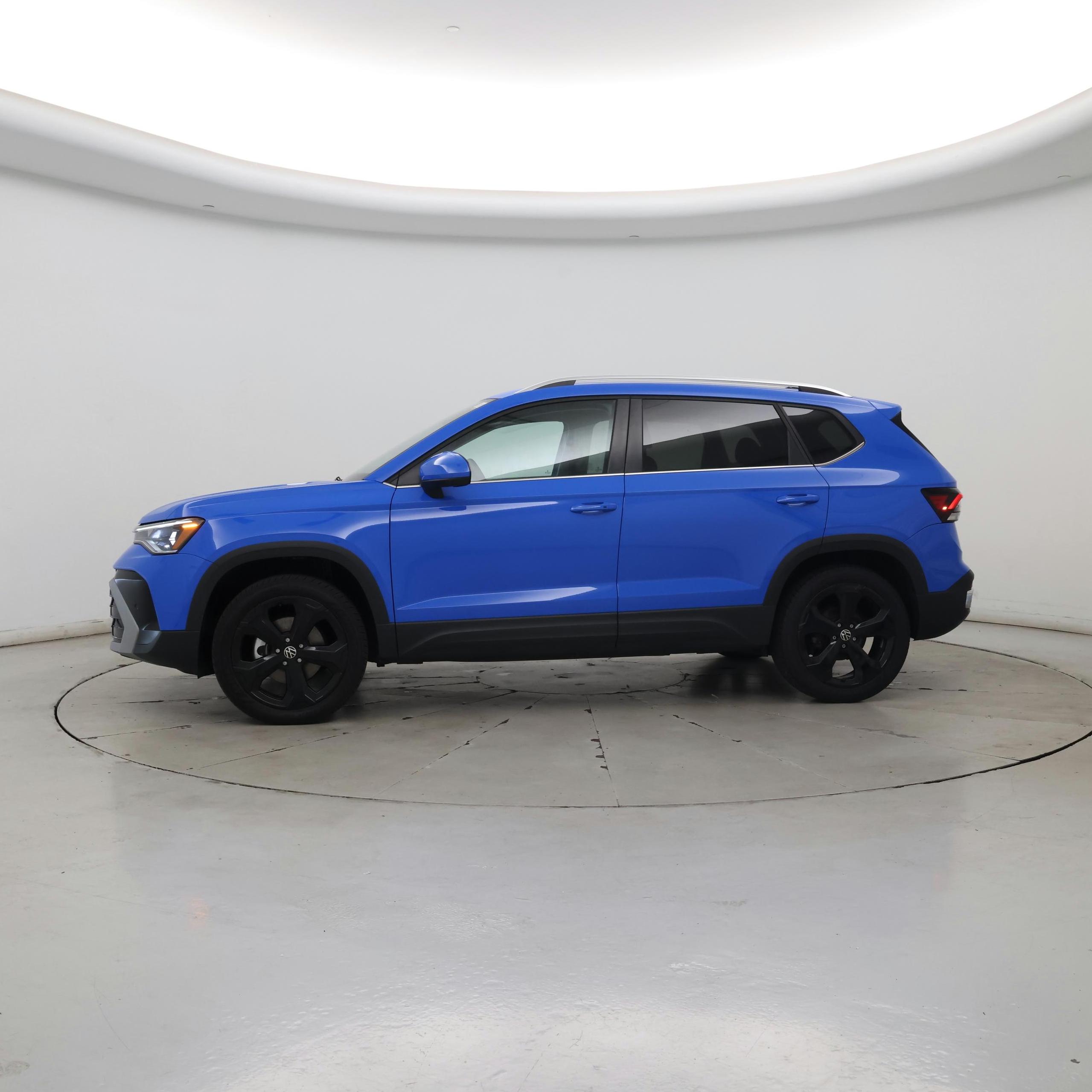 Thumbnail: 2025 Volkswagen Taos - 3