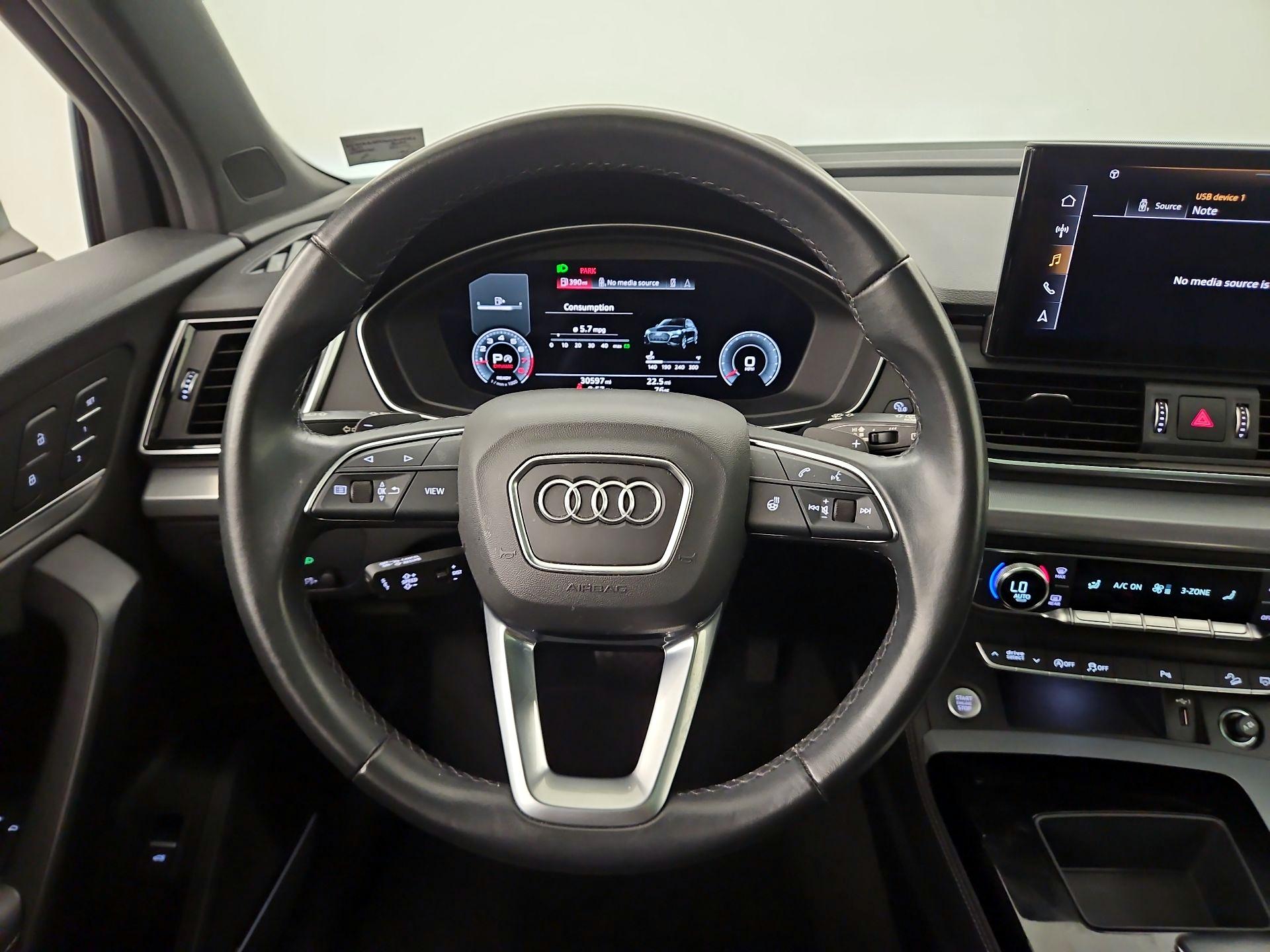 Thumbnail: 2021 Audi Q5 - 10