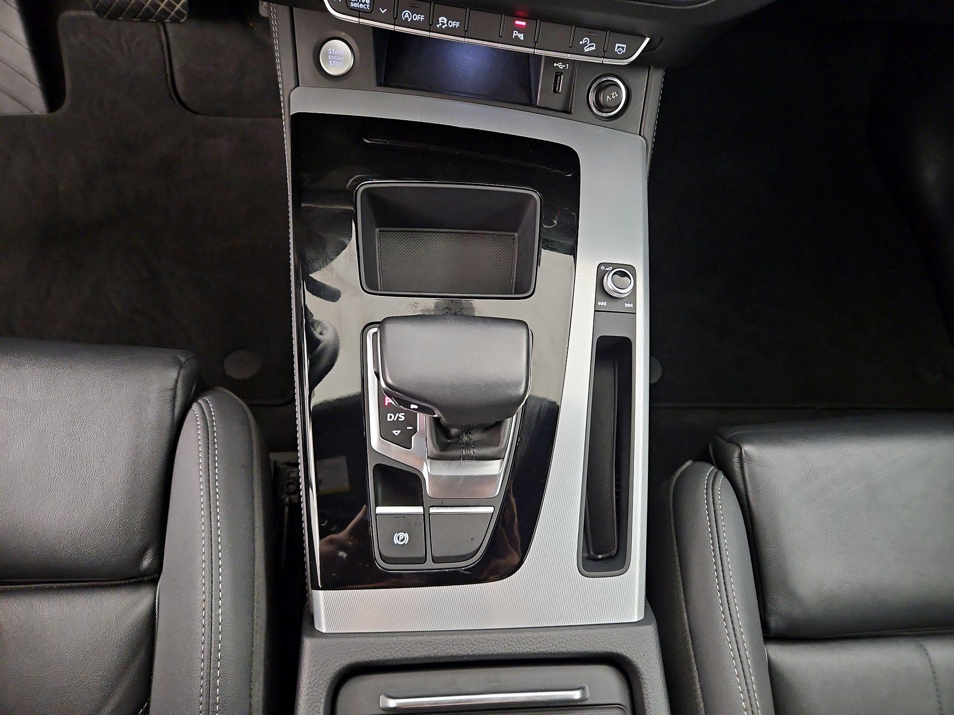 Thumbnail: 2021 Audi Q5 - 18