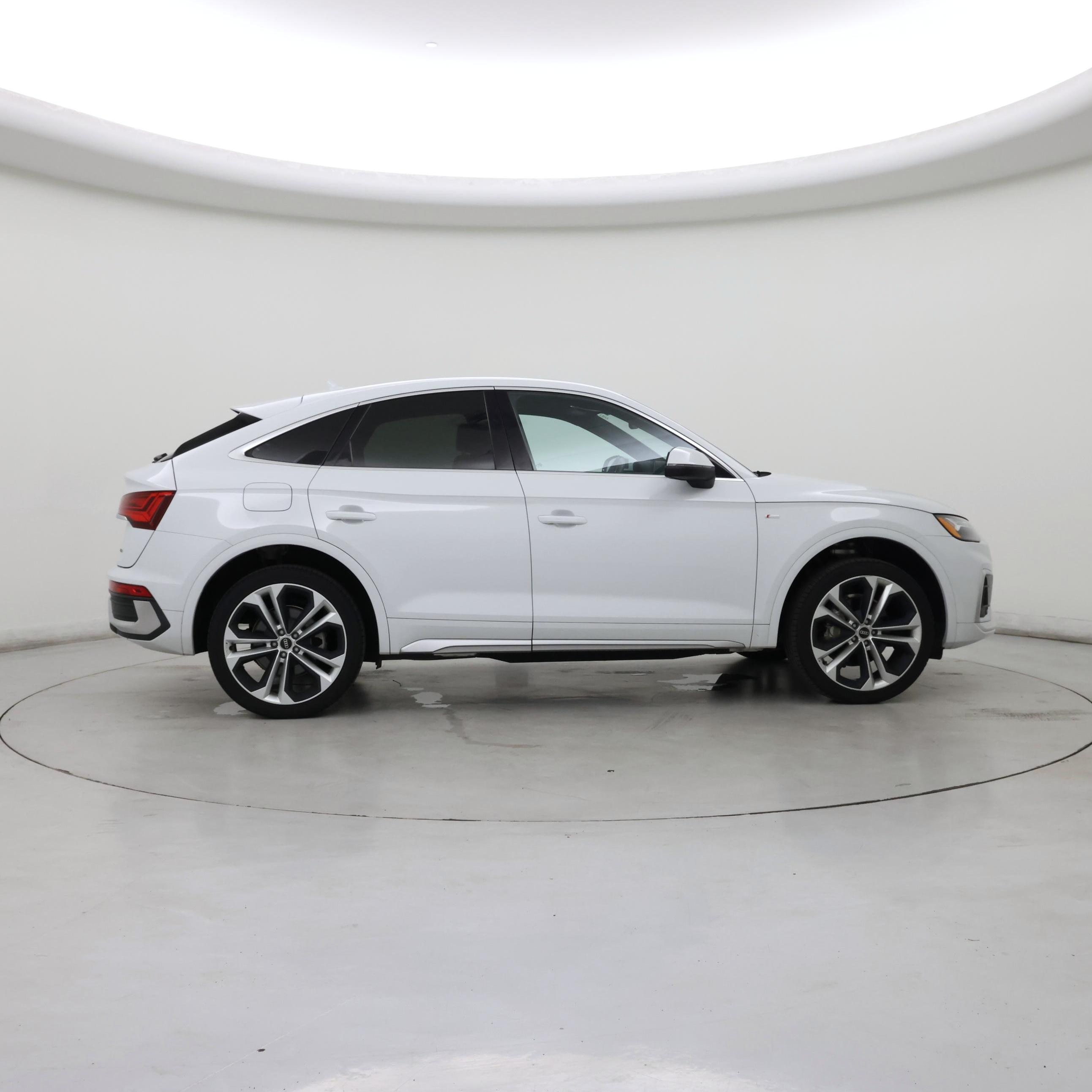 Thumbnail: 2021 Audi Q5 - 7