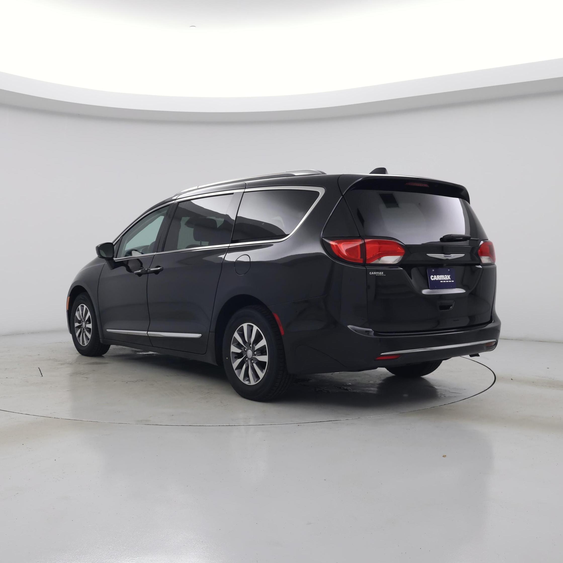 Thumbnail: 2020 Chrysler Pacifica - 2
