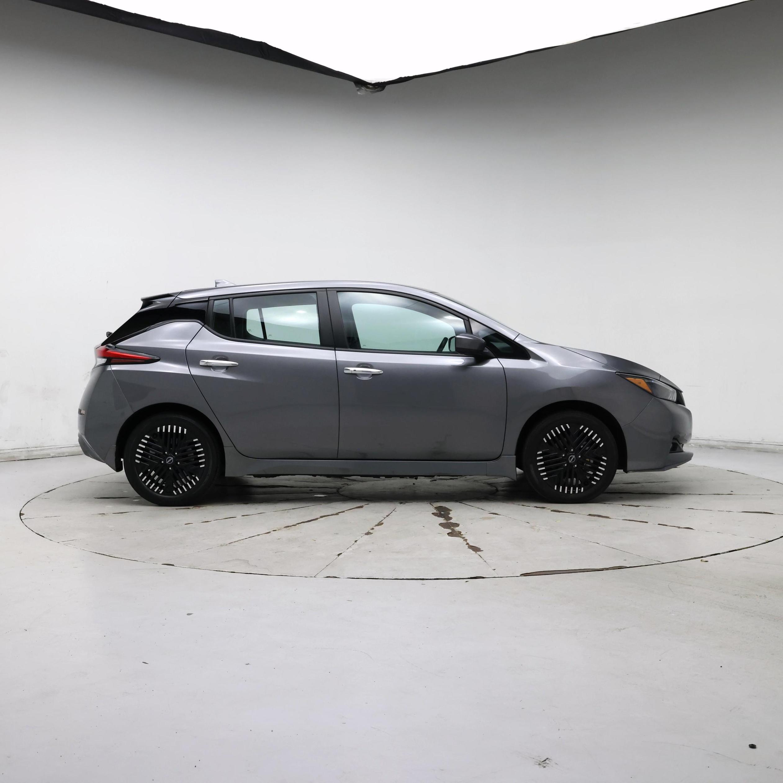 Thumbnail: 2024 Nissan Leaf - 7