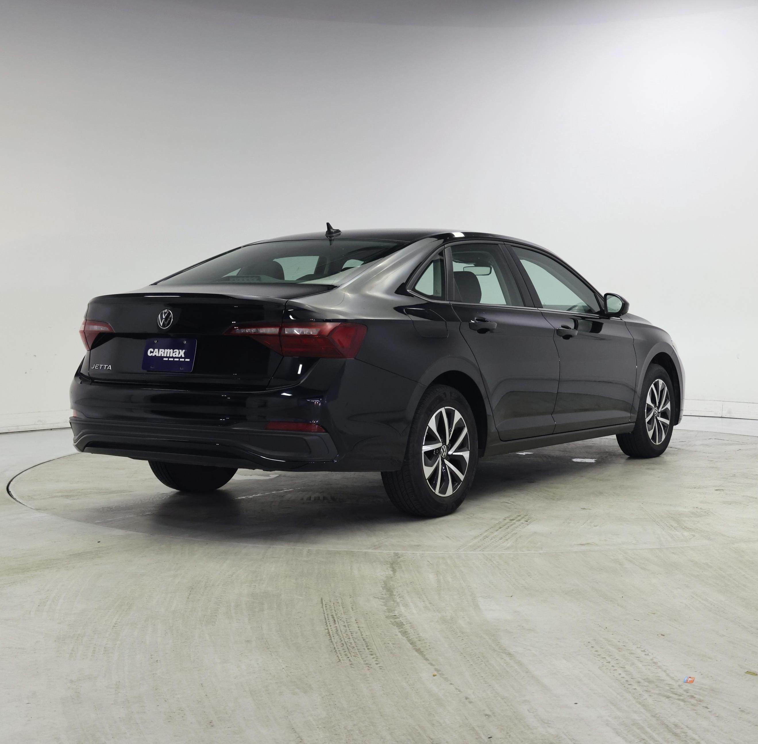 Thumbnail: 2024 Volkswagen Jetta - 8