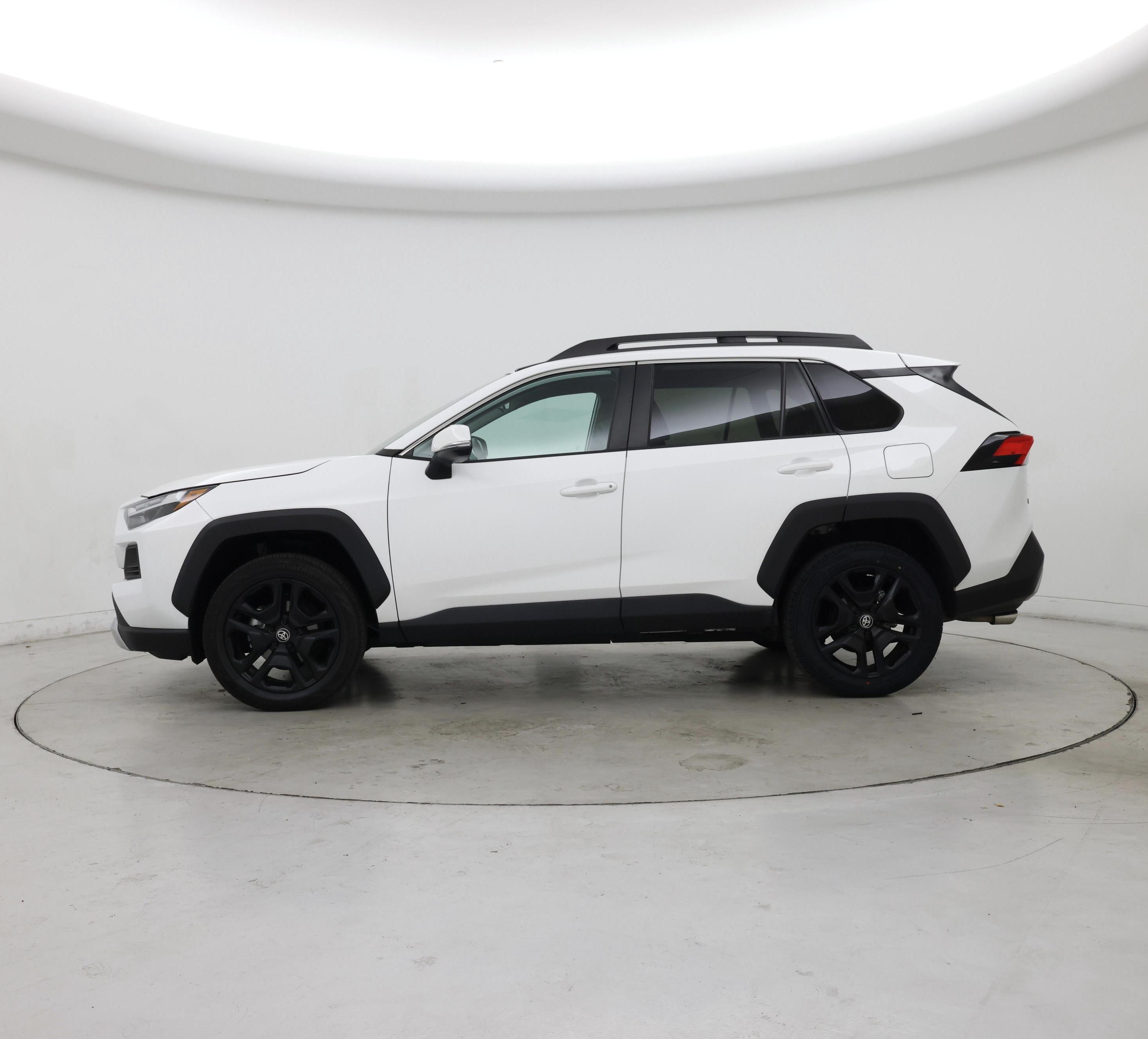 Thumbnail: 2024 Toyota RAV4 - 3