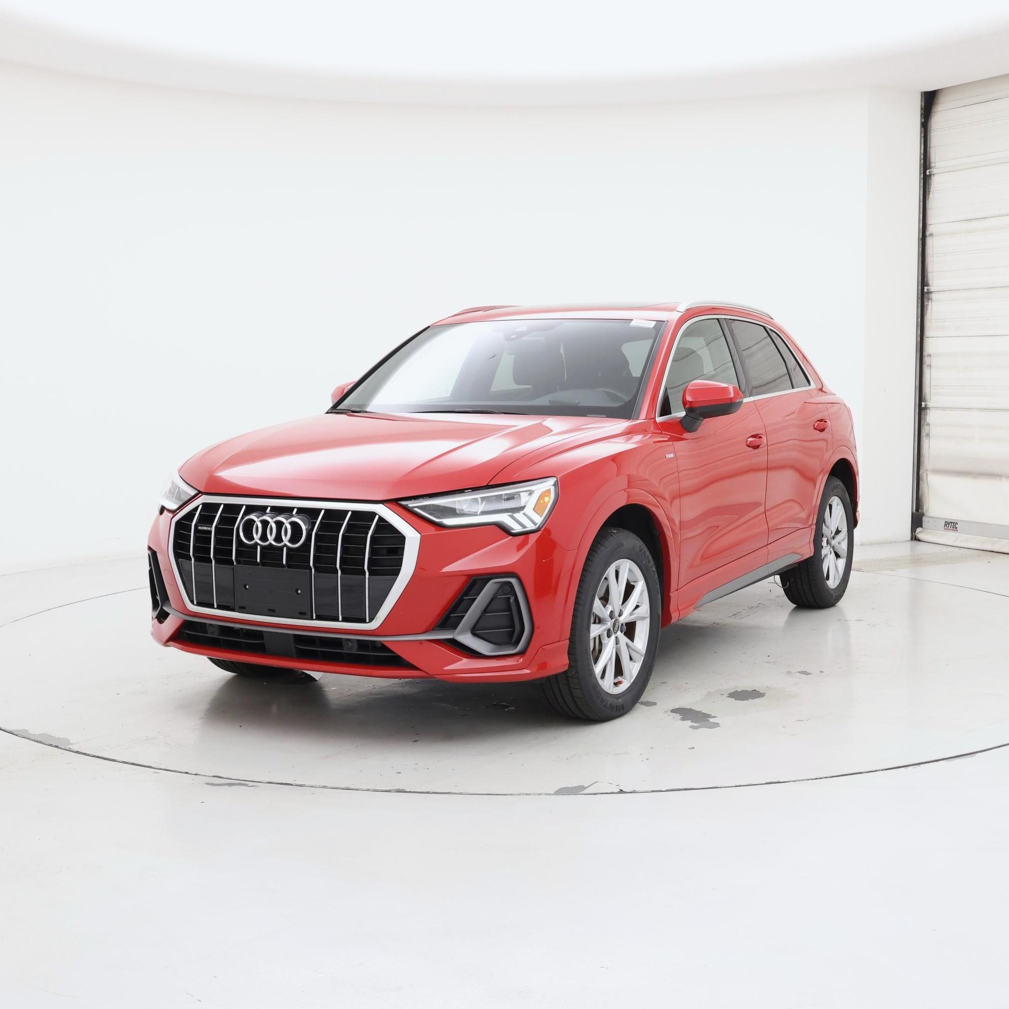 Thumbnail: 2024 Audi Q3 - 4