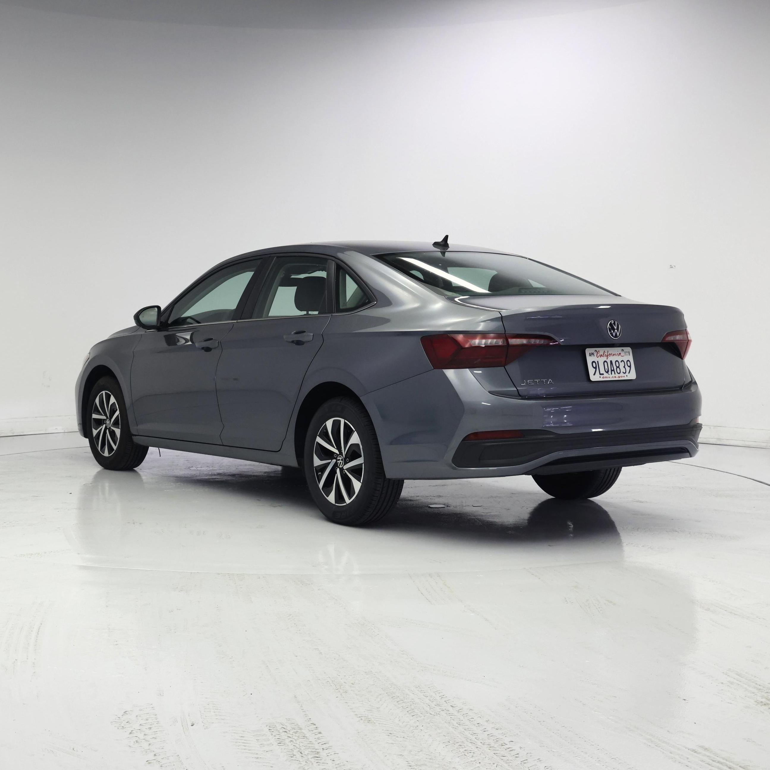Thumbnail: 2024 Volkswagen Jetta - 2
